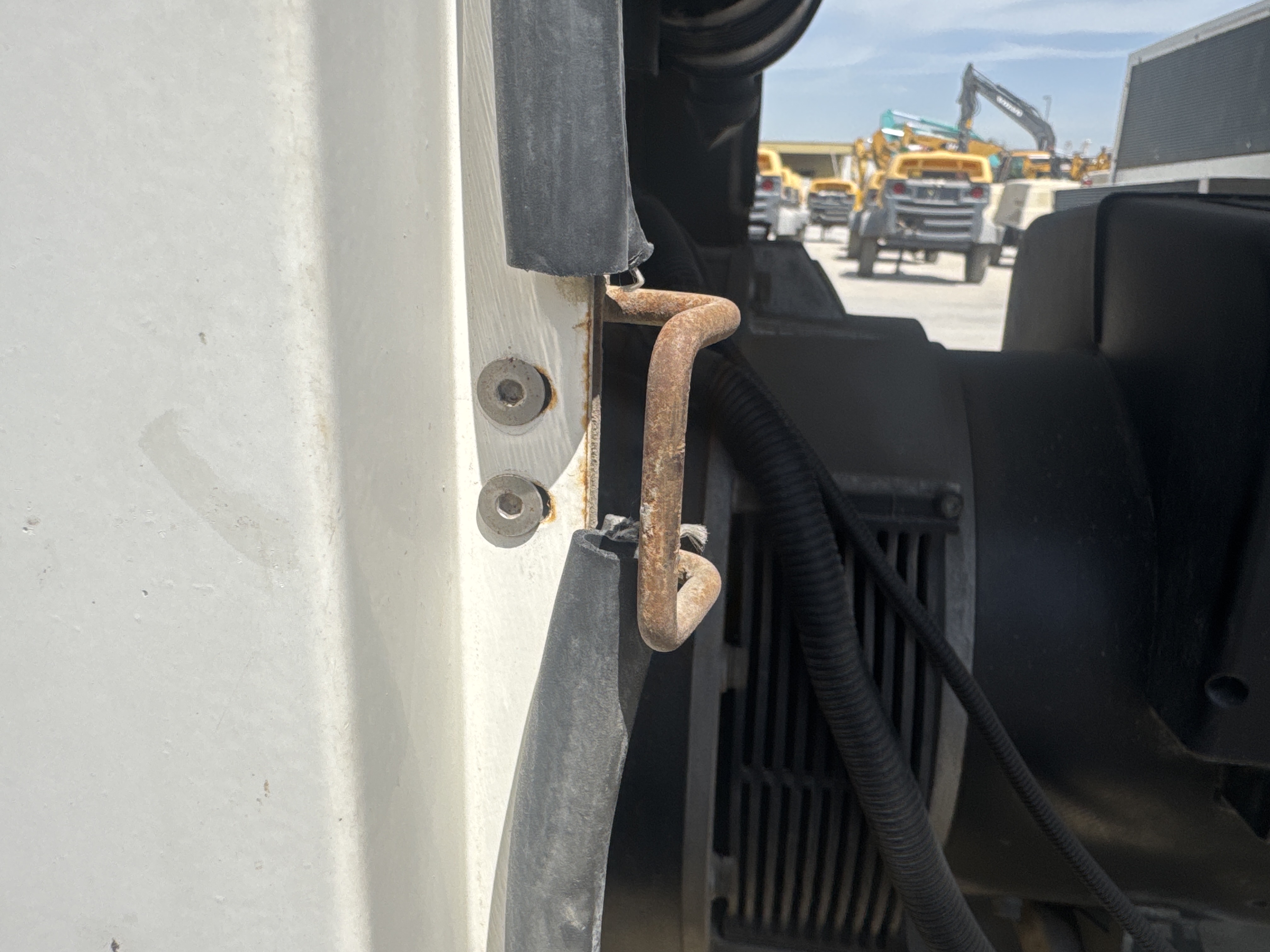 SGG-008-Perkins-30-kVA-Stationary-generators-inspection-Structure-Doors-1