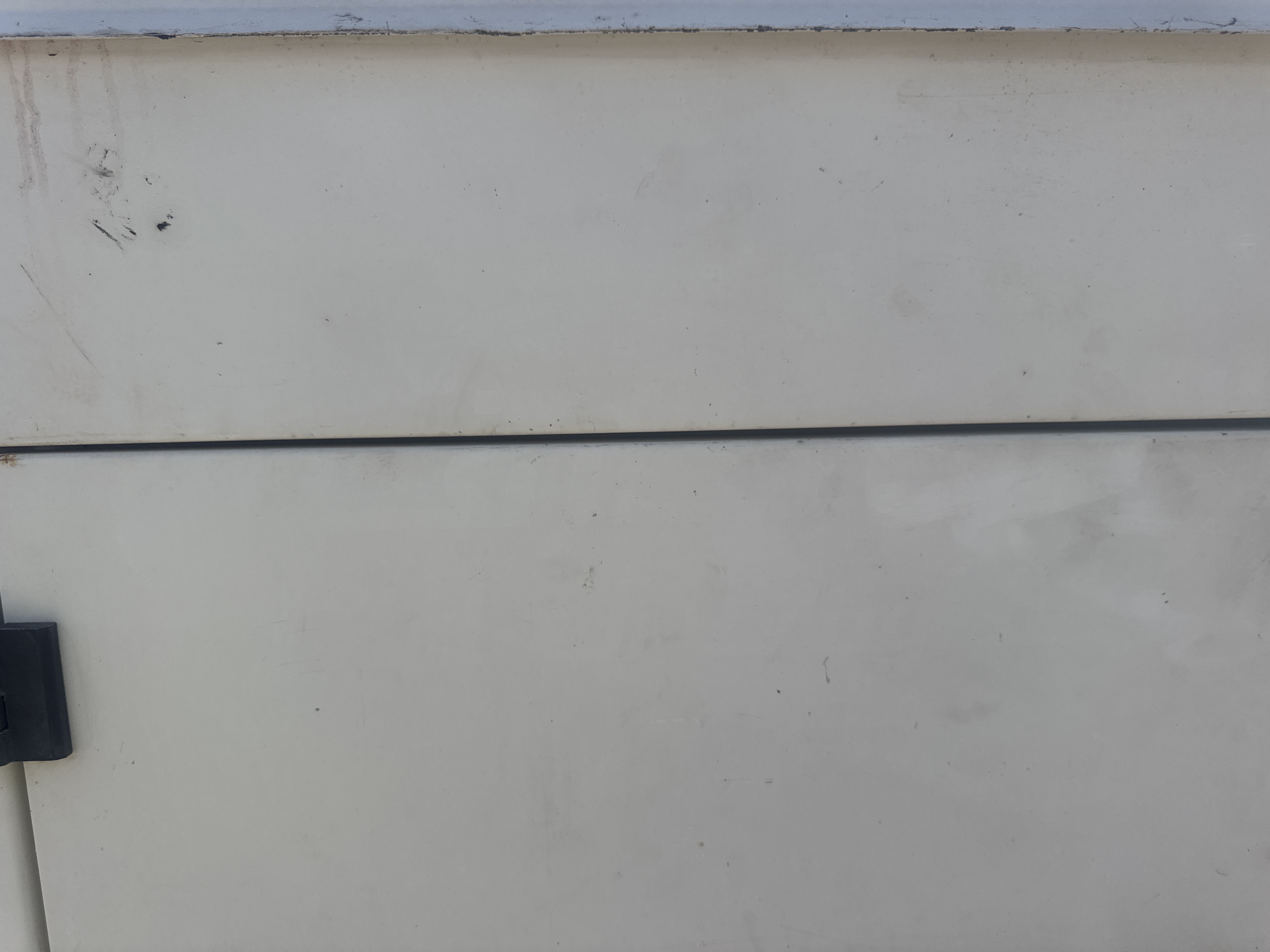 SGG-008-Perkins-30-kVA-Stationary-generators-inspection-Structure-Sheet-metal-(fiberglass)-1