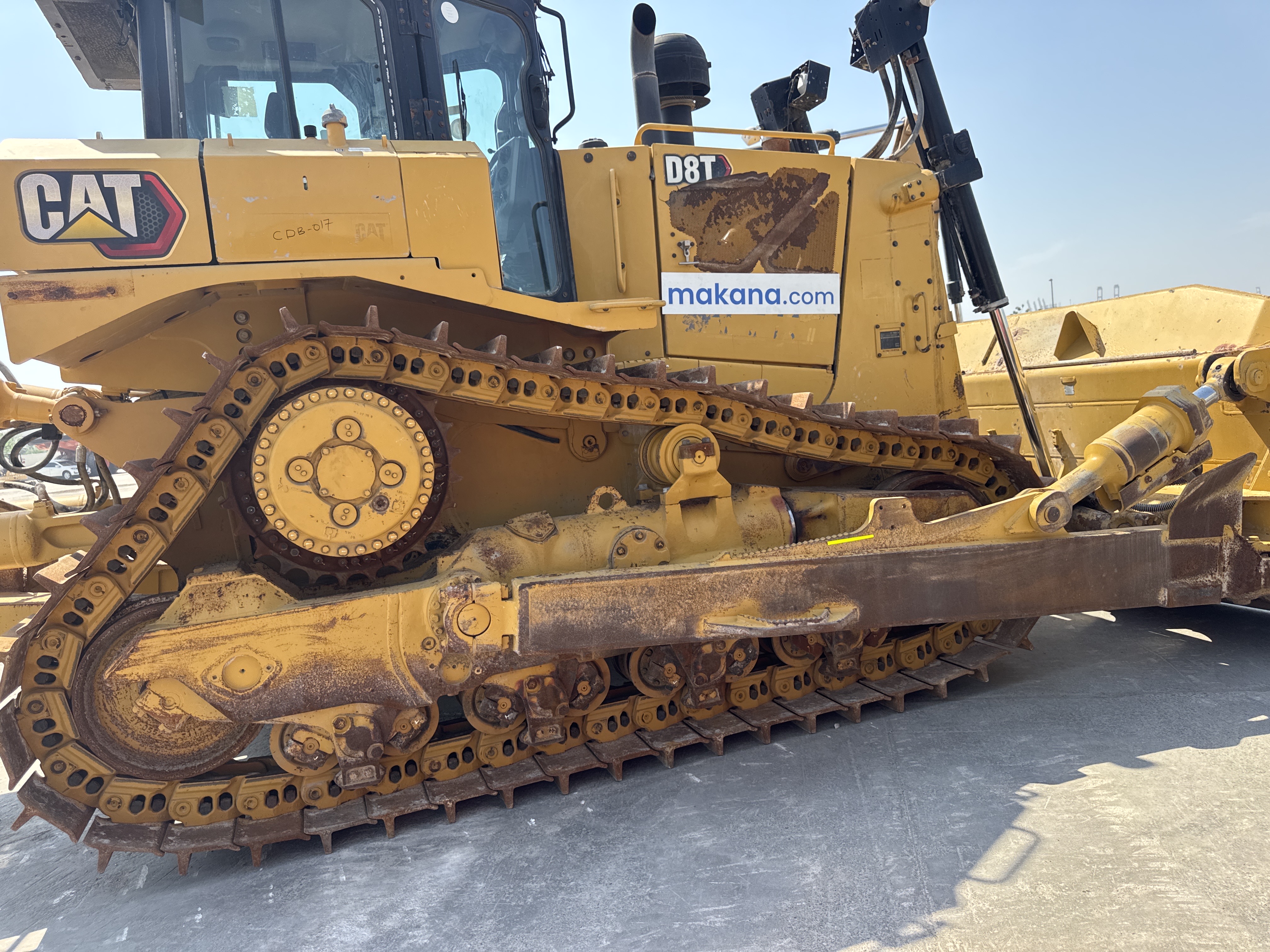CDB-017-Cat-D8T-Crawler-dozers-inspection-Structure-Paint-1