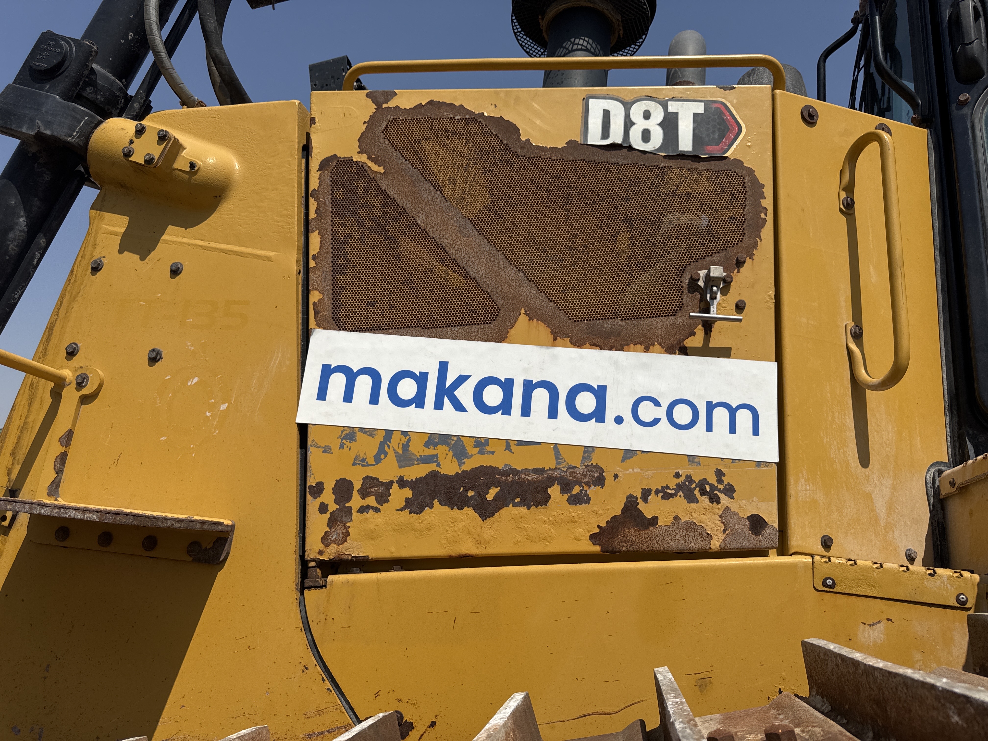CDB-017-Cat-D8T-Crawler-dozers-inspection-Structure-Paint-1
