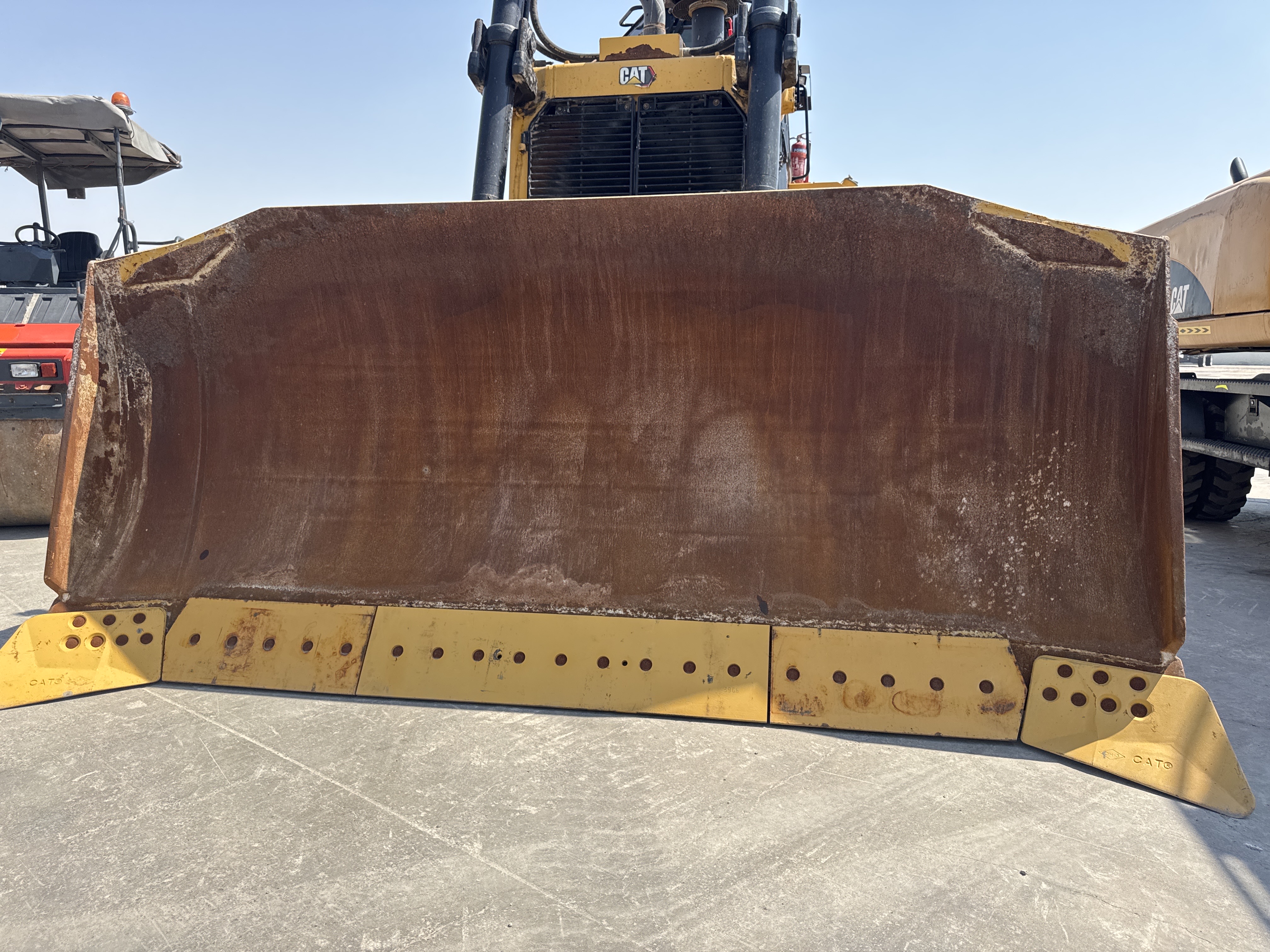 CDB-017-Cat-D8T-Crawler-dozers-inspection-Structure-Paint-1