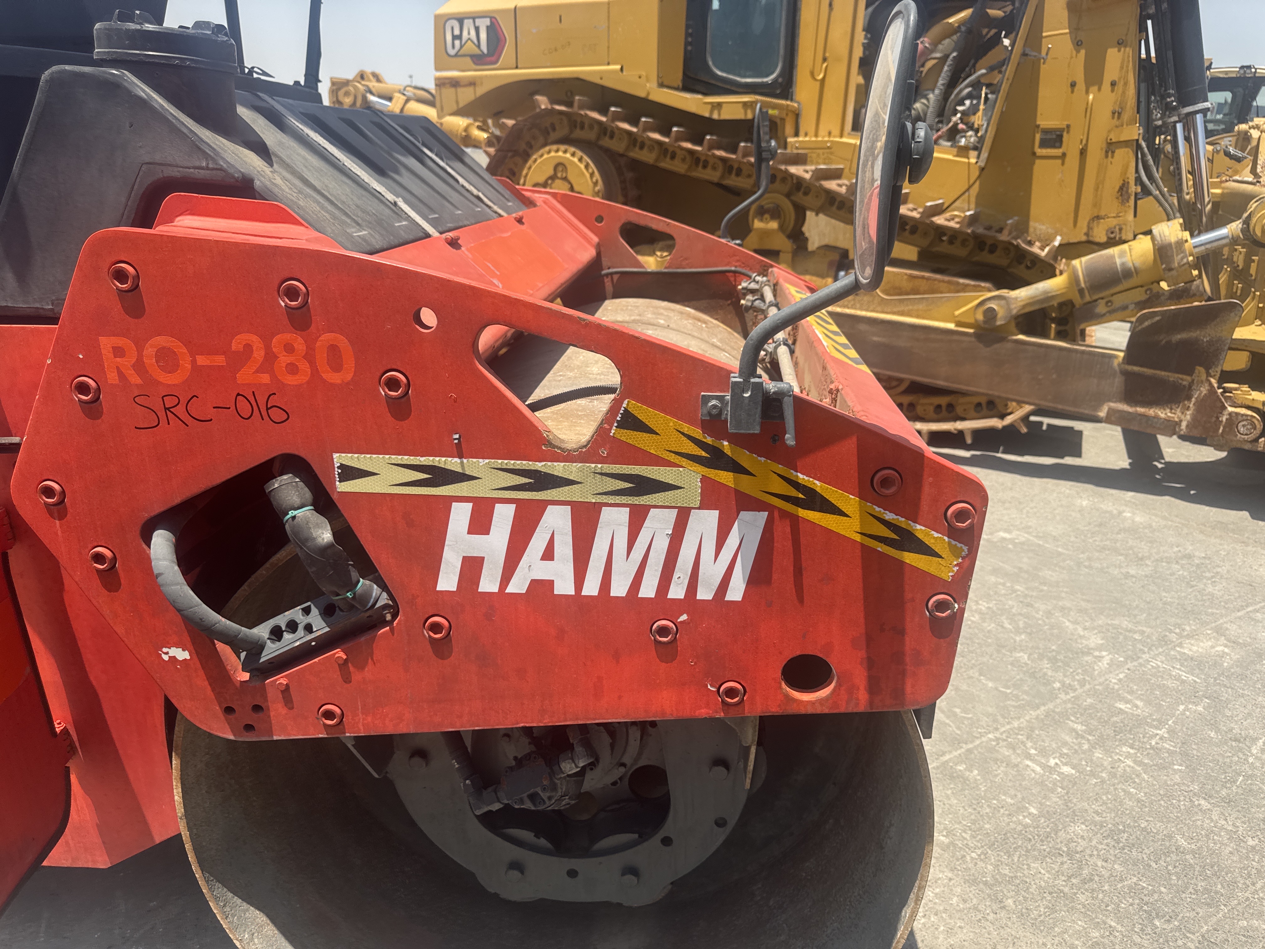 SRC-016-Hamm-HD-75-Tandem-rollers-inspection-Chassis-Front-drum-forks-1
