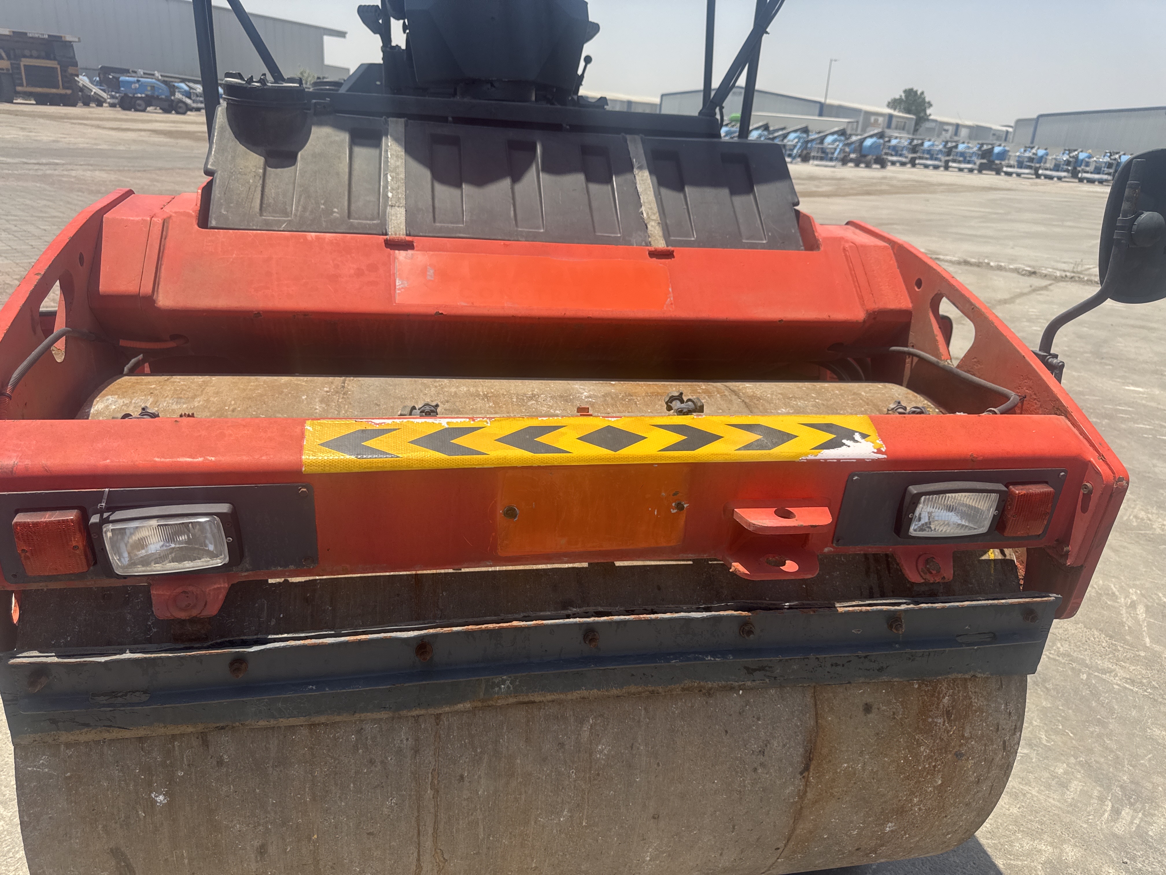 SRC-016-Hamm-HD-75-Tandem-rollers-inspection-Chassis-Front-drum-forks-1