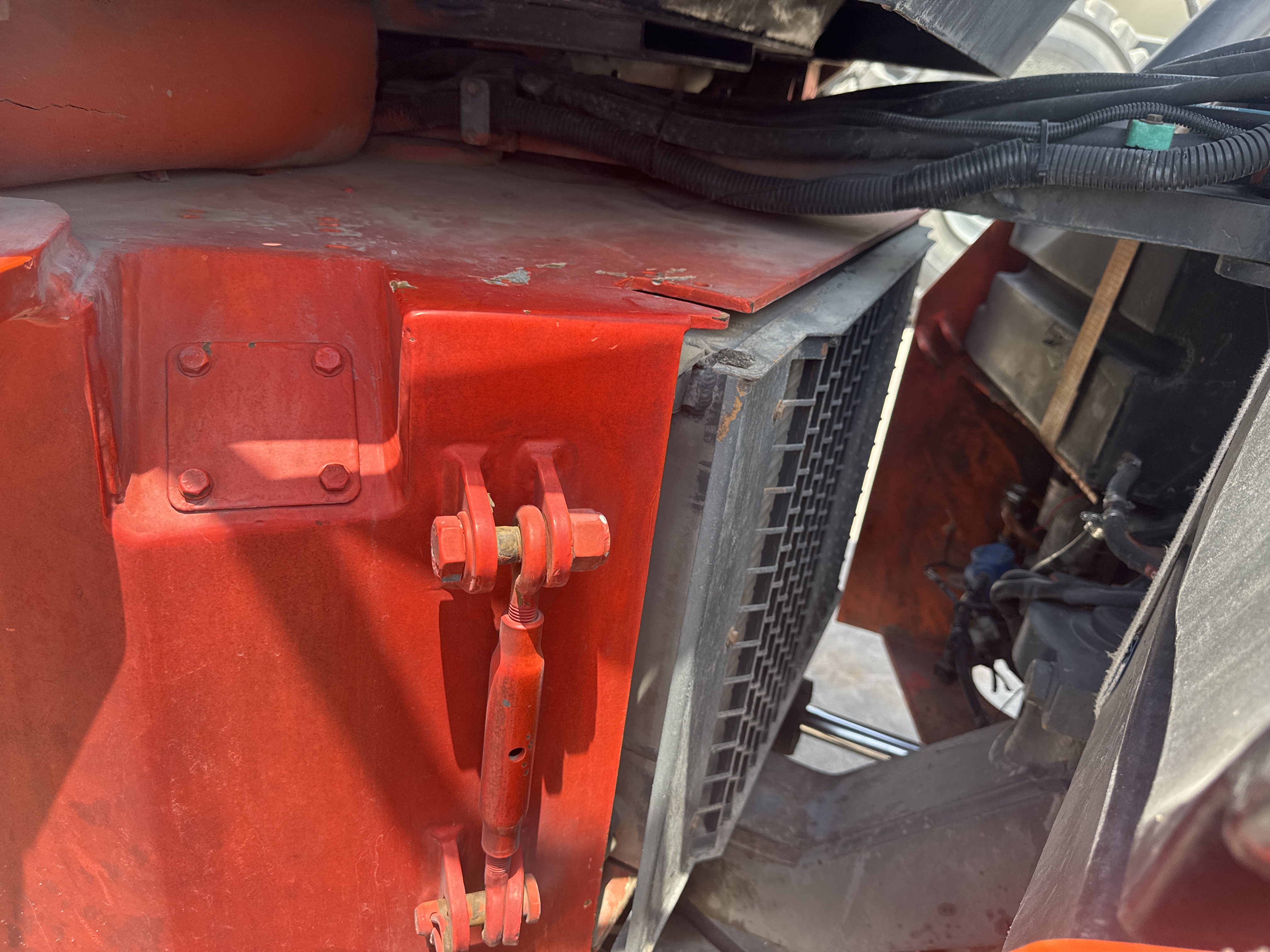 SRC-016-Hamm-HD-75-Tandem-rollers-inspection-Engine-Radiator,-condenser,-intercooler,-hydraulic-cooler-1