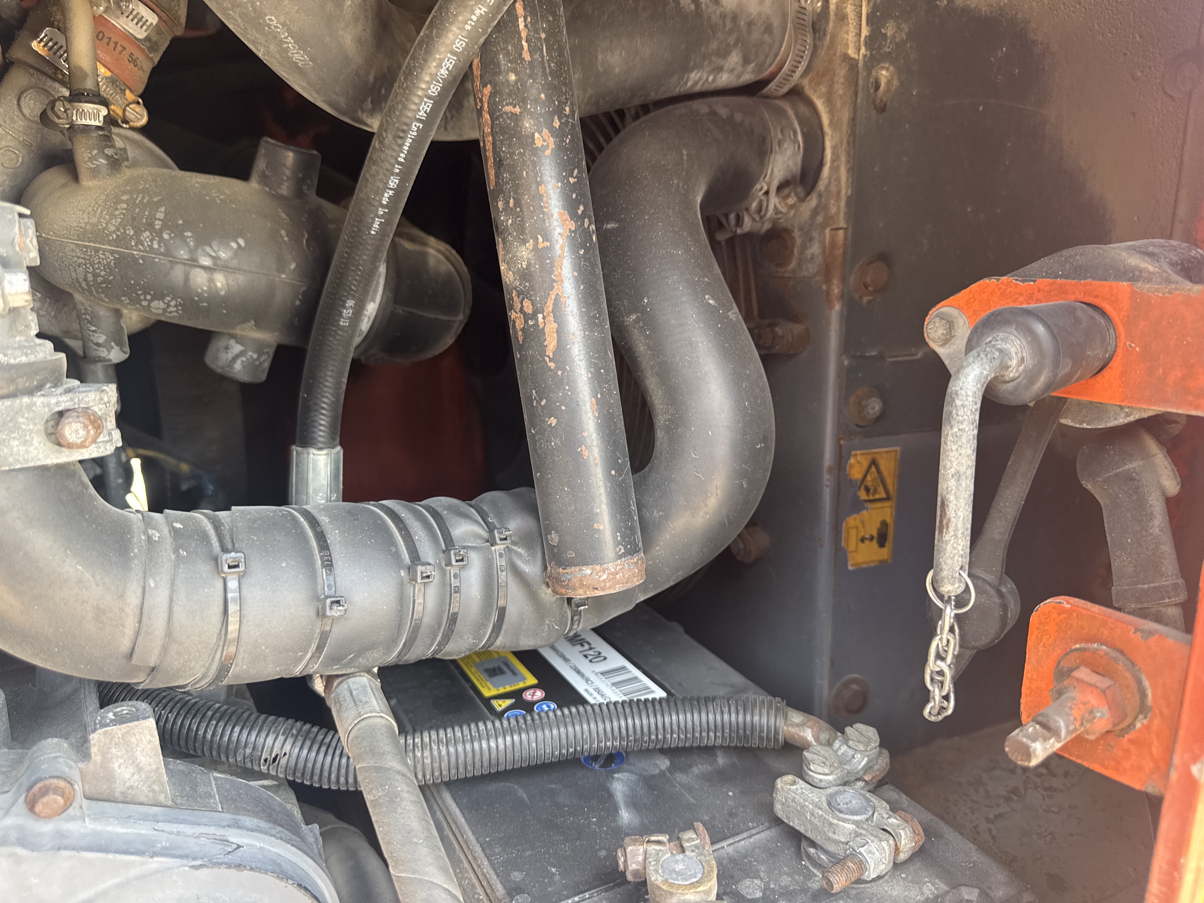 SRC-016-Hamm-HD-75-Tandem-rollers-inspection-Engine-Cooling-fan-and-fan-guard-1