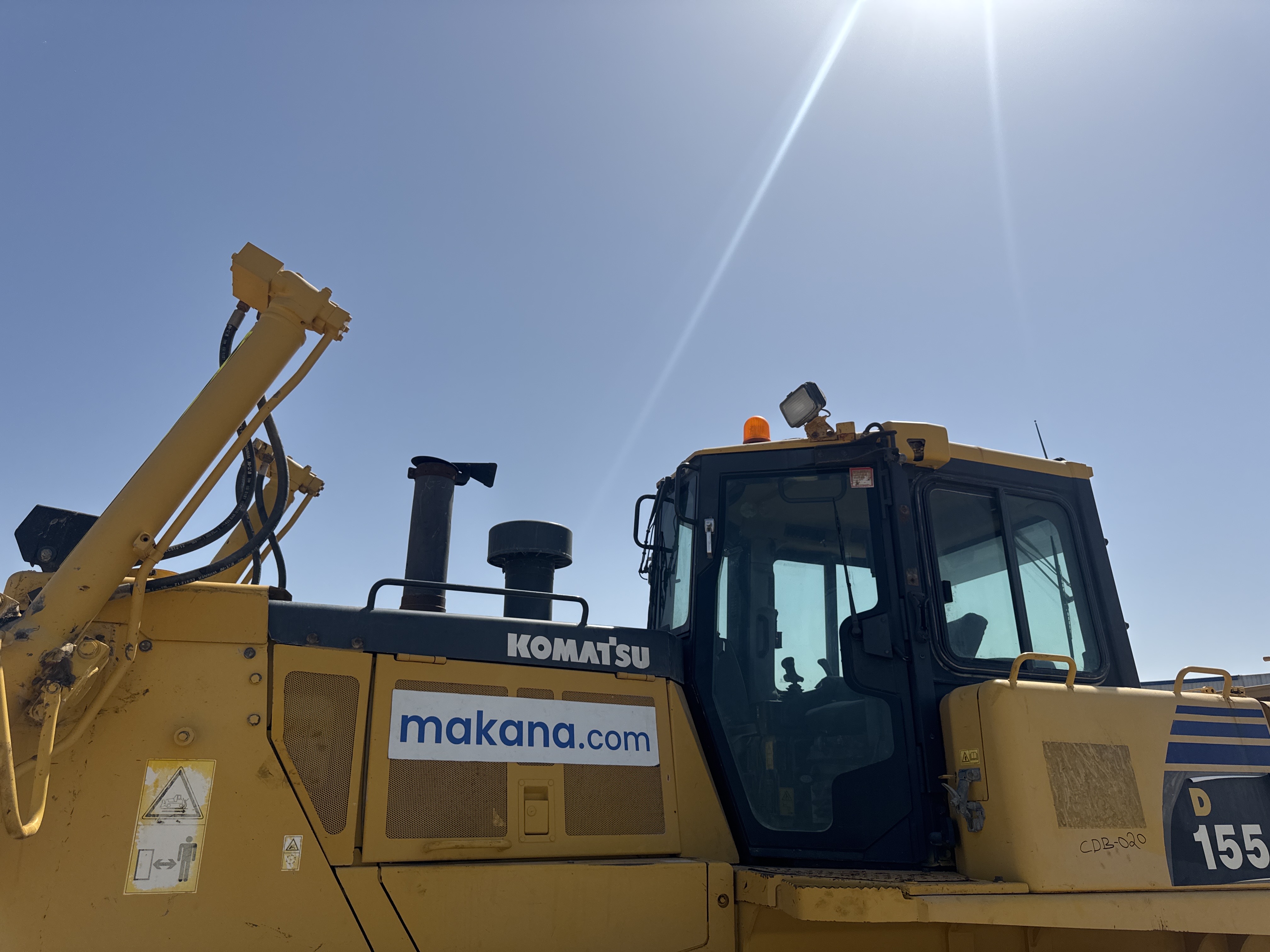 CDB-020-Komatsu-D155A-6R-Crawler-dozers-inspection-Safety-Rollover-protective-structure-(ROPS-/-FOPS)-1