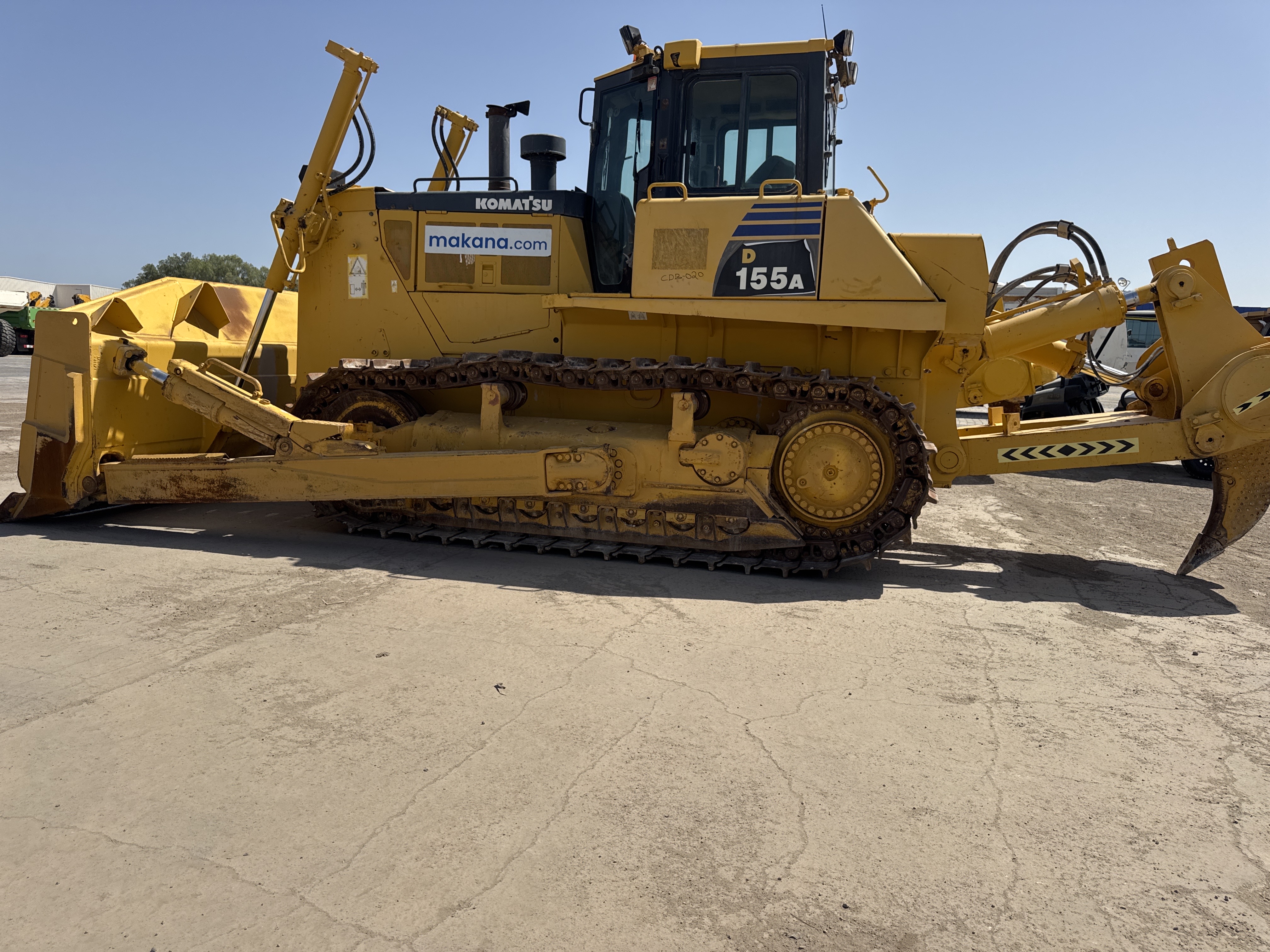 CDB-020-Komatsu-D155A-6R-Crawler-dozers-inspection-Structure-Paint-1