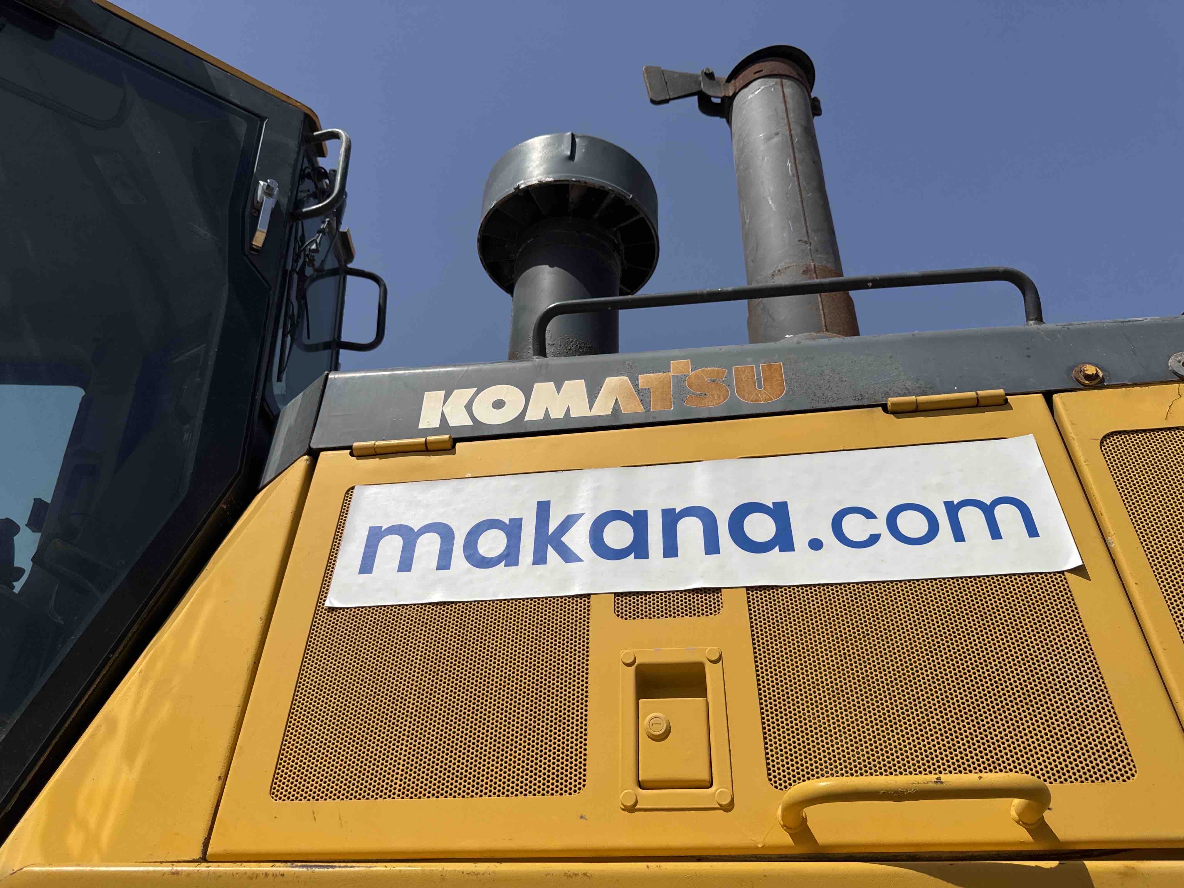 CDB-020-Komatsu-D155A-6R-Crawler-dozers-inspection-Structure-Handrails-1