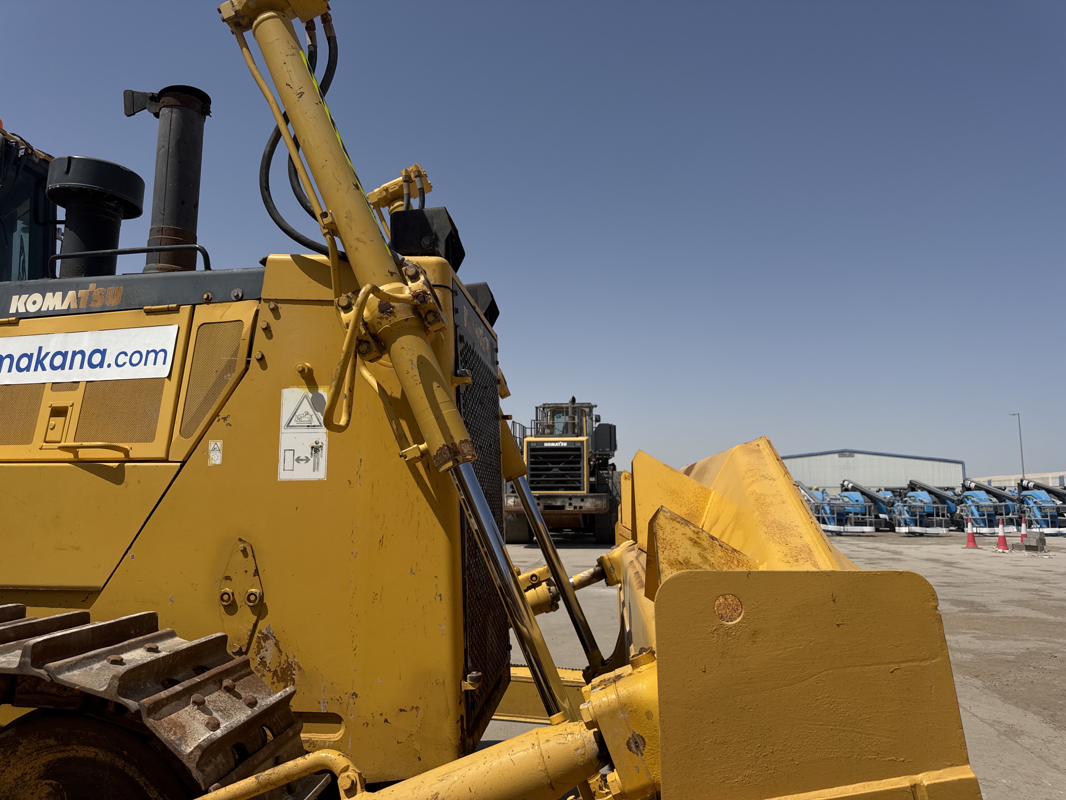 CDB-020-Komatsu-D155A-6R-Crawler-dozers-inspection-Hydraulics-Blade-lift-cylinders-1