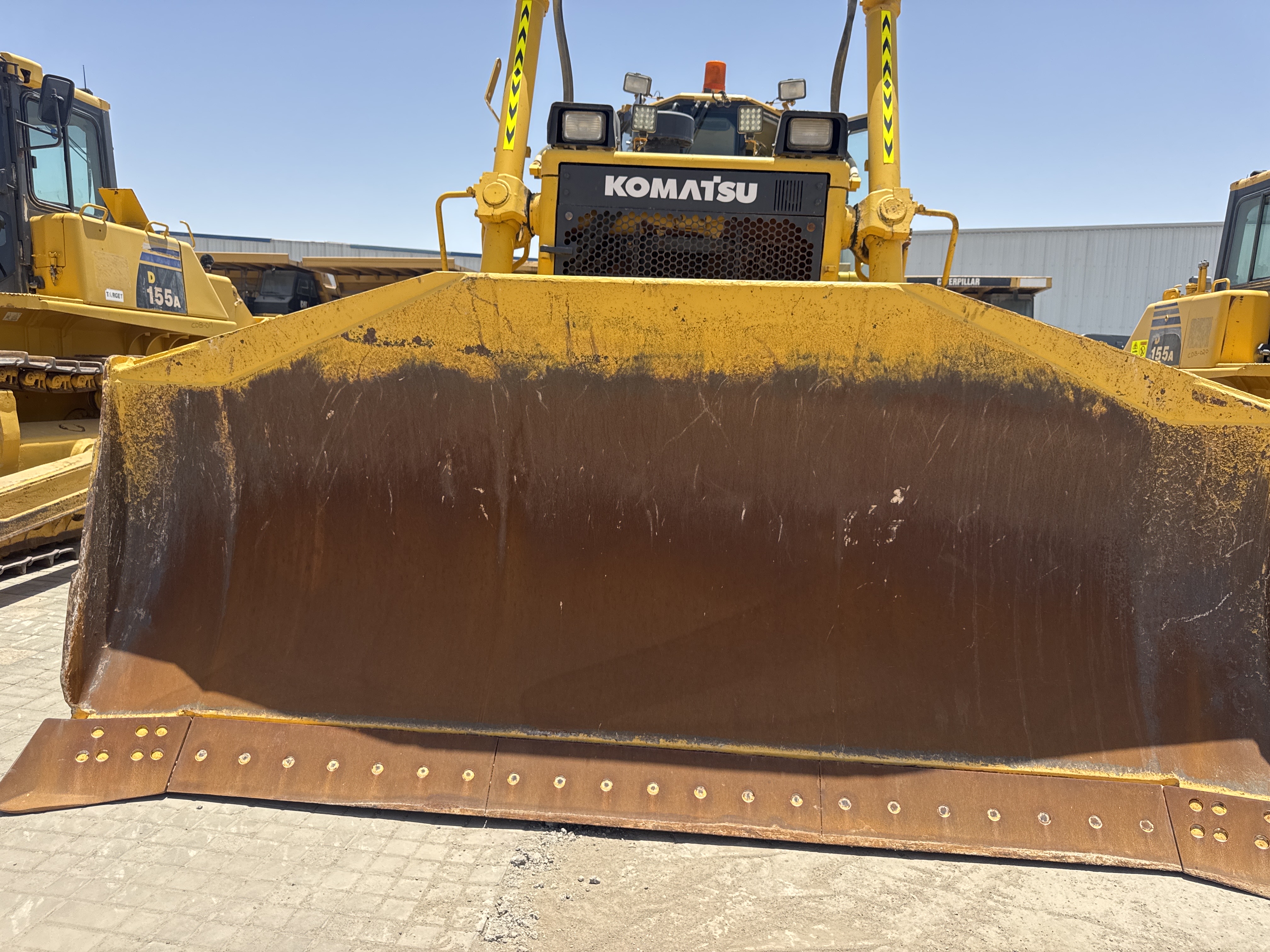CDB-021-كوماتسو-D155A-6-بلدوزرات-مجنزرة-فحص-الهيكل-الصبغ-1