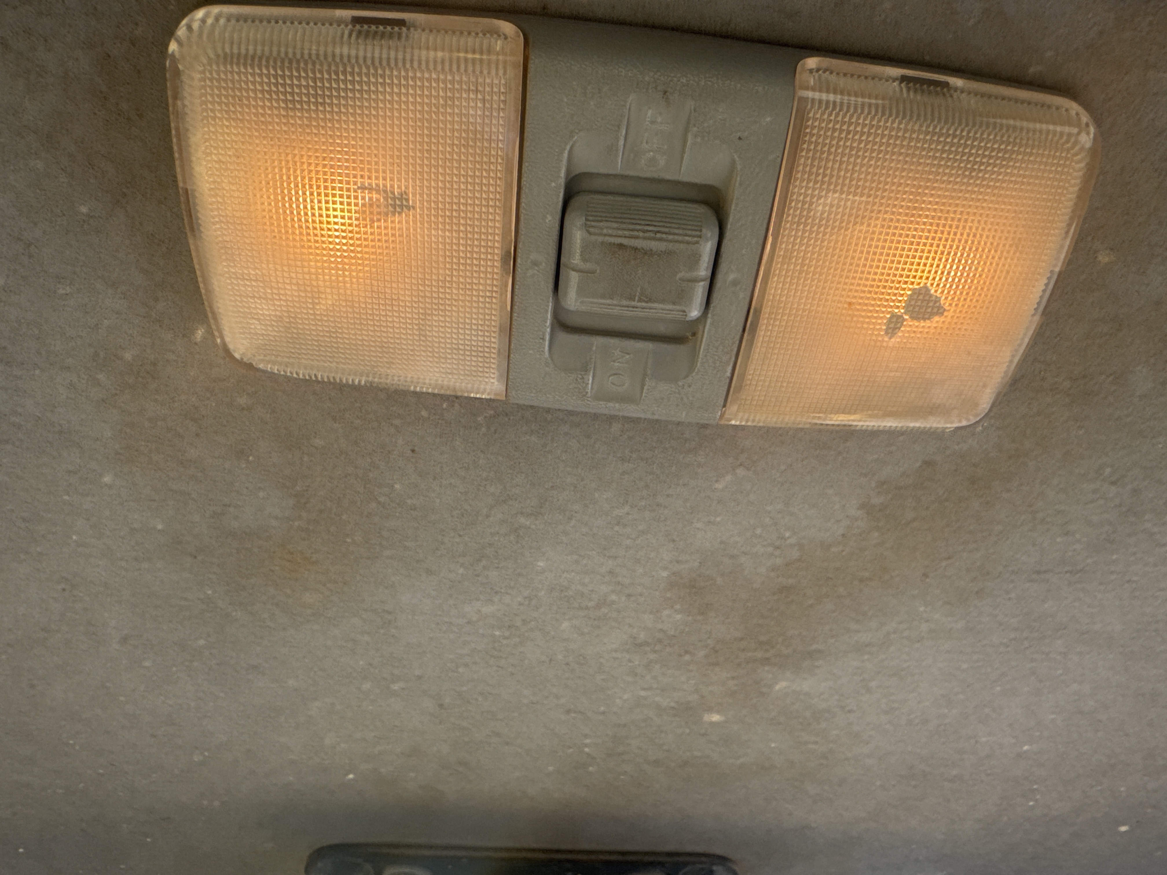 CDB-021-كوماتسو-D155A-6-بلدوزرات-مجنزرة-فحص-الكابينة-ضوء-الكابينة-1