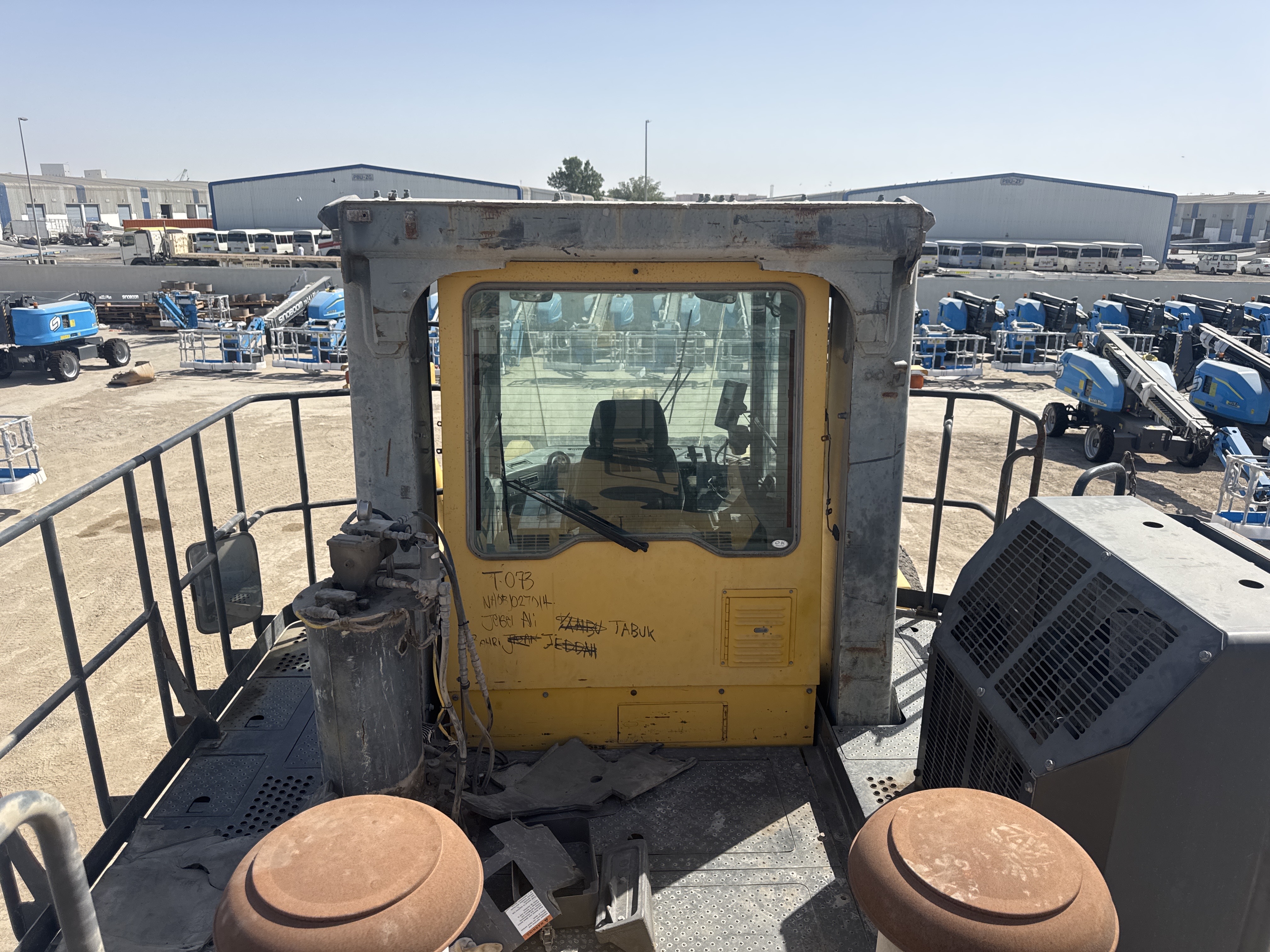 WHL-019-كوماتسو-WA900-3E0-لوادر-بعجلات-فحص-الأمان-هيكل-الحماية-من-السقوط-(ROPS/FOPS)-1