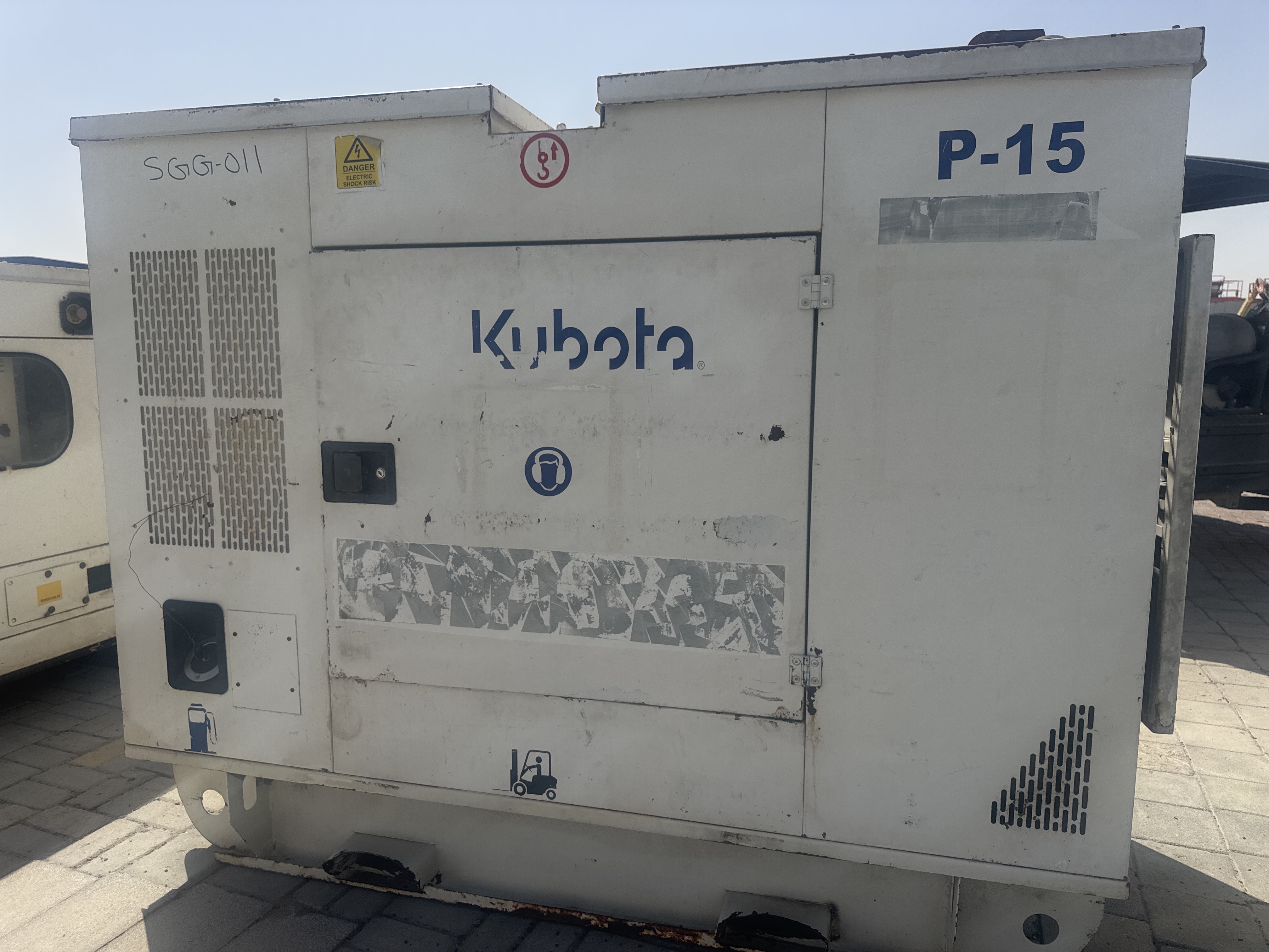 SGG-011-Kubota-15-kVA-Stationary-generators-inspection-Structure-Paint-1