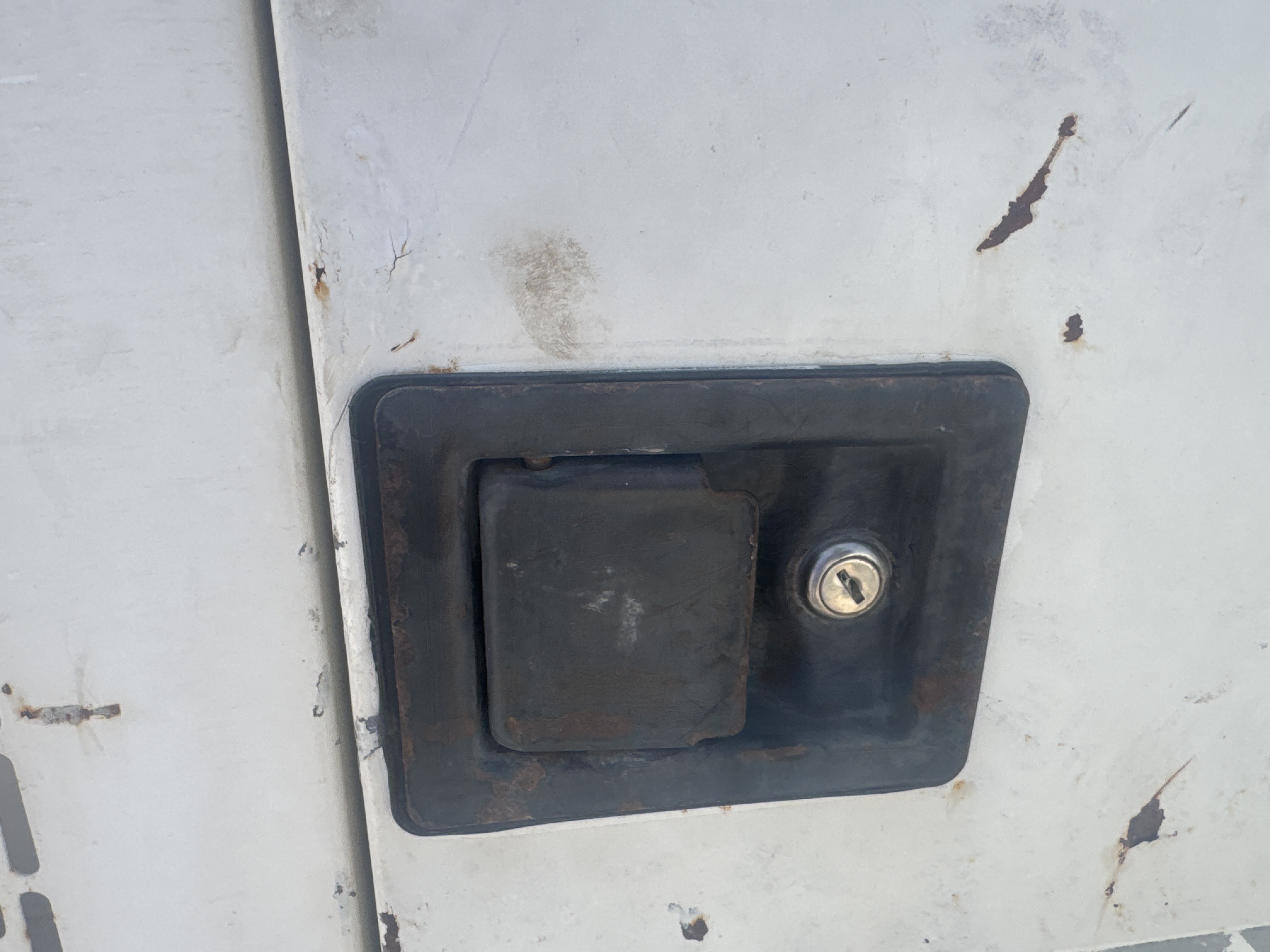 SGG-011-Kubota-15-kVA-Stationary-generators-inspection-Structure-Doors-1