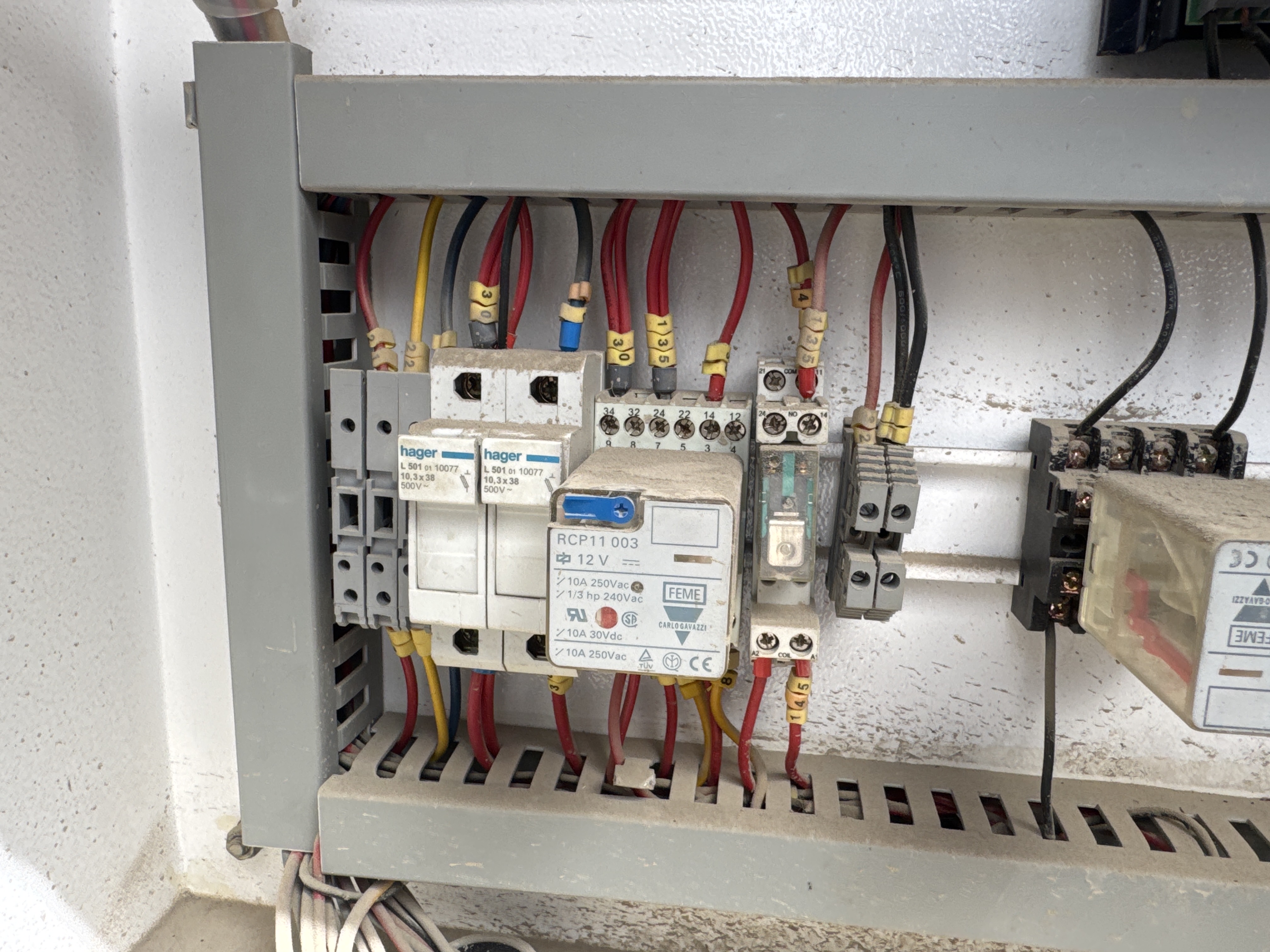 SGG-006-بيركنز-165-kVA-مولدات-ثابتة-فحص-الجوانب-التشغيلية-السرج-الرئيسي-1