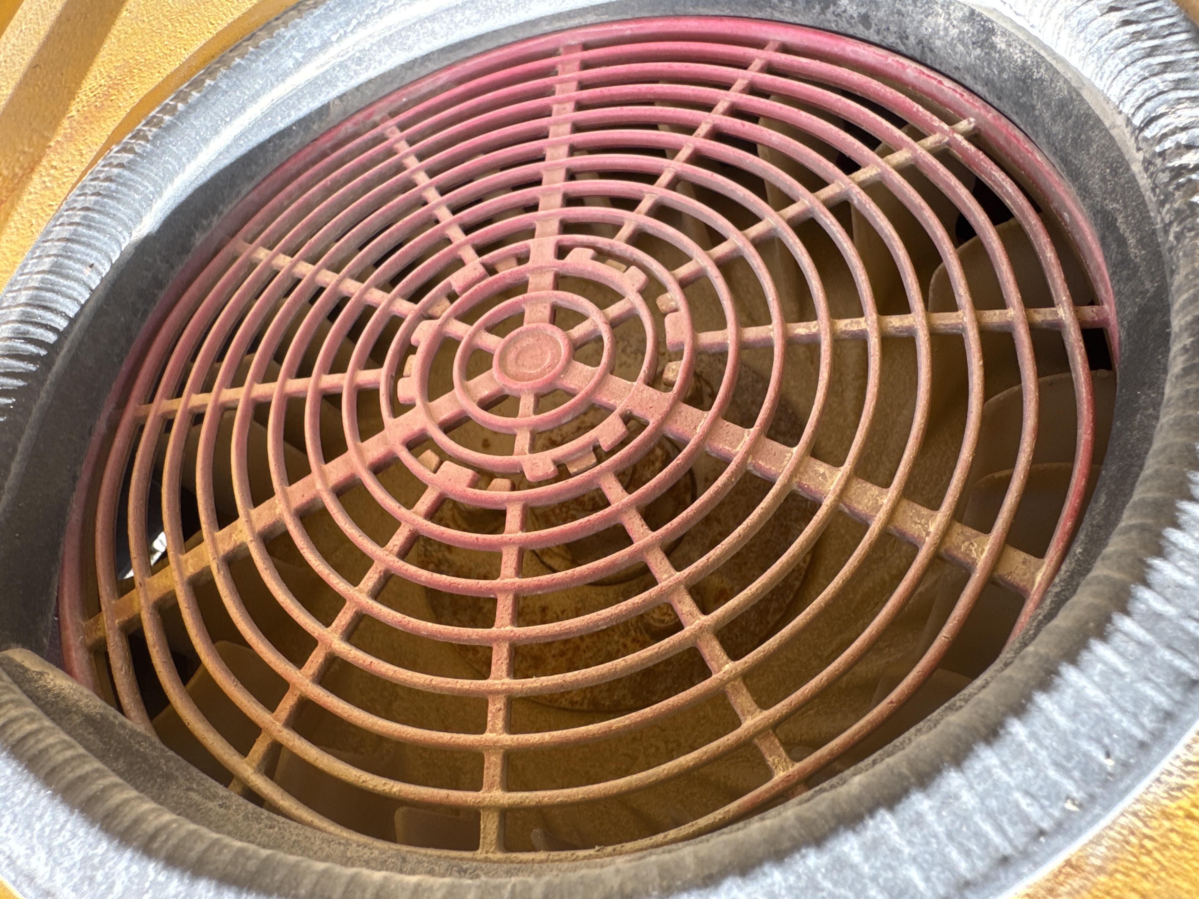 SRC-017-Sakai-CR270-Tandem-rollers-inspection-Engine-Cooling-fan-and-fan-guard-1