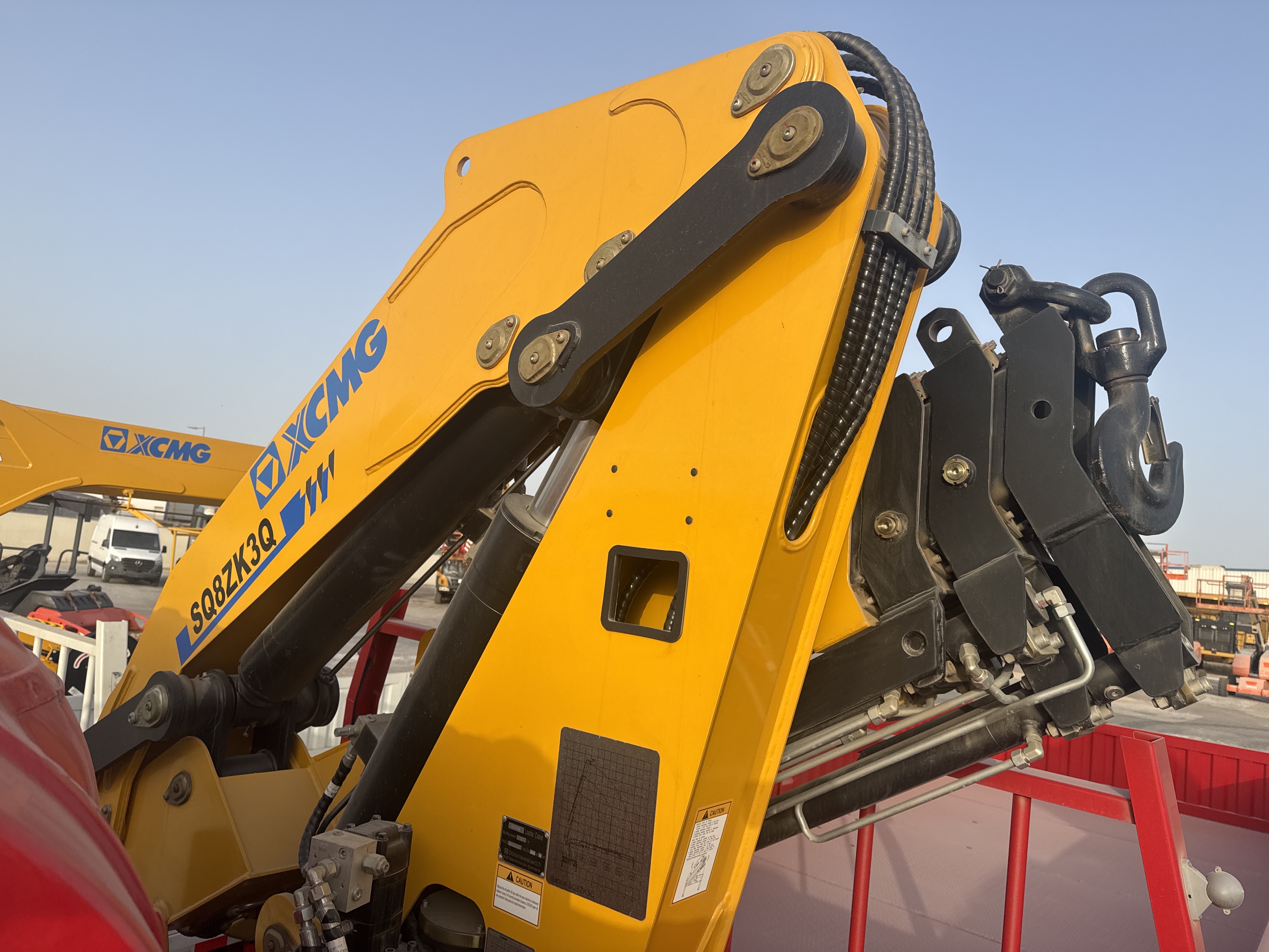 BTC-001-XCMG-SQ8ZK3Q-Boom-truck-cranes-inspection-Chassis-Boom-1