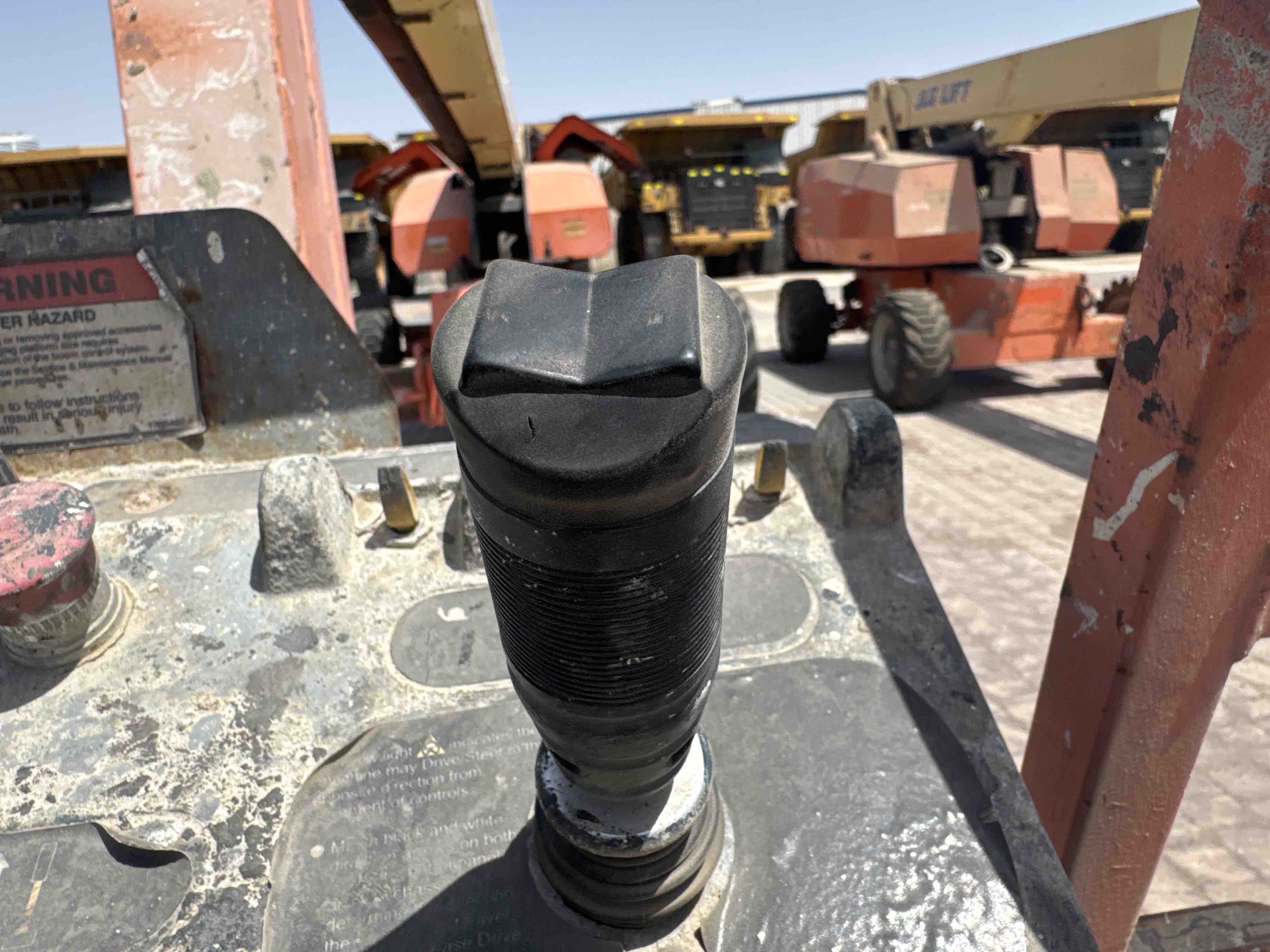 BLA-004-JLG-1200SJP-Boom-lifts-inspection-Cabin-Joysticks-1