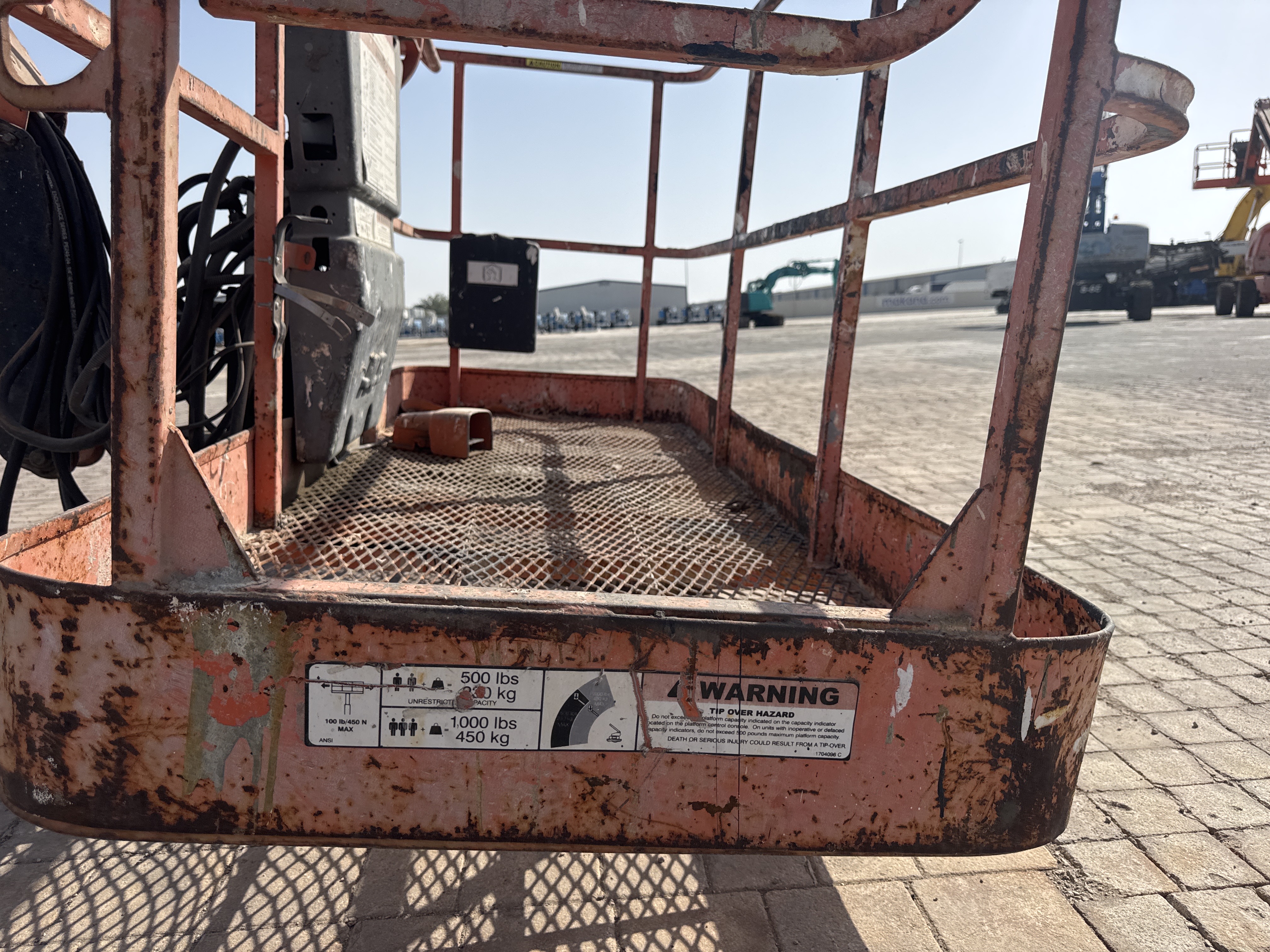 BLA-004-JLG-1200SJP-Boom-lifts-inspection-Structure-Steps/ladders-1