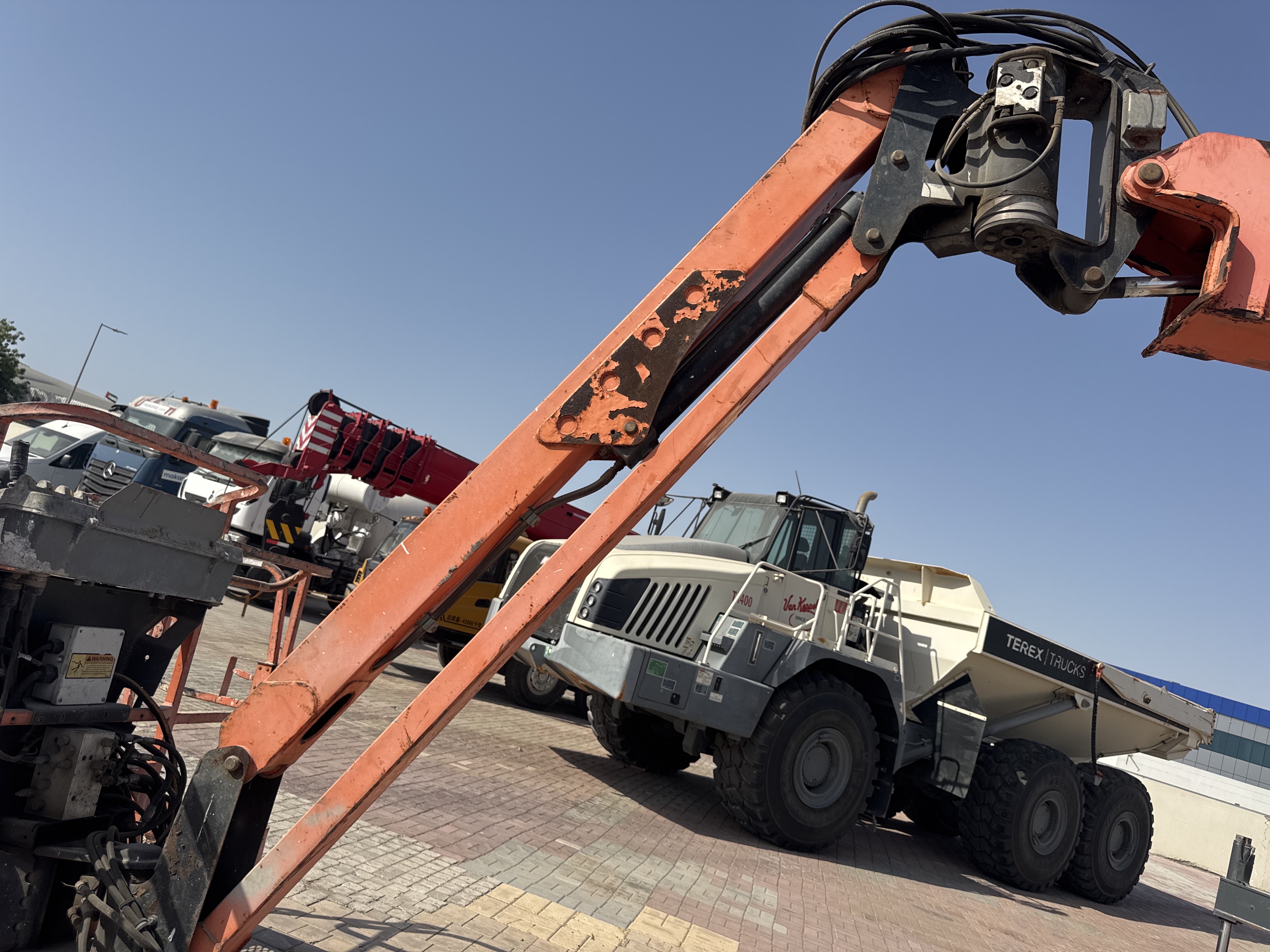 BLA-004-JLG-1200SJP-Boom-lifts-inspection-Chassis-Articulated-jib-boom-1
