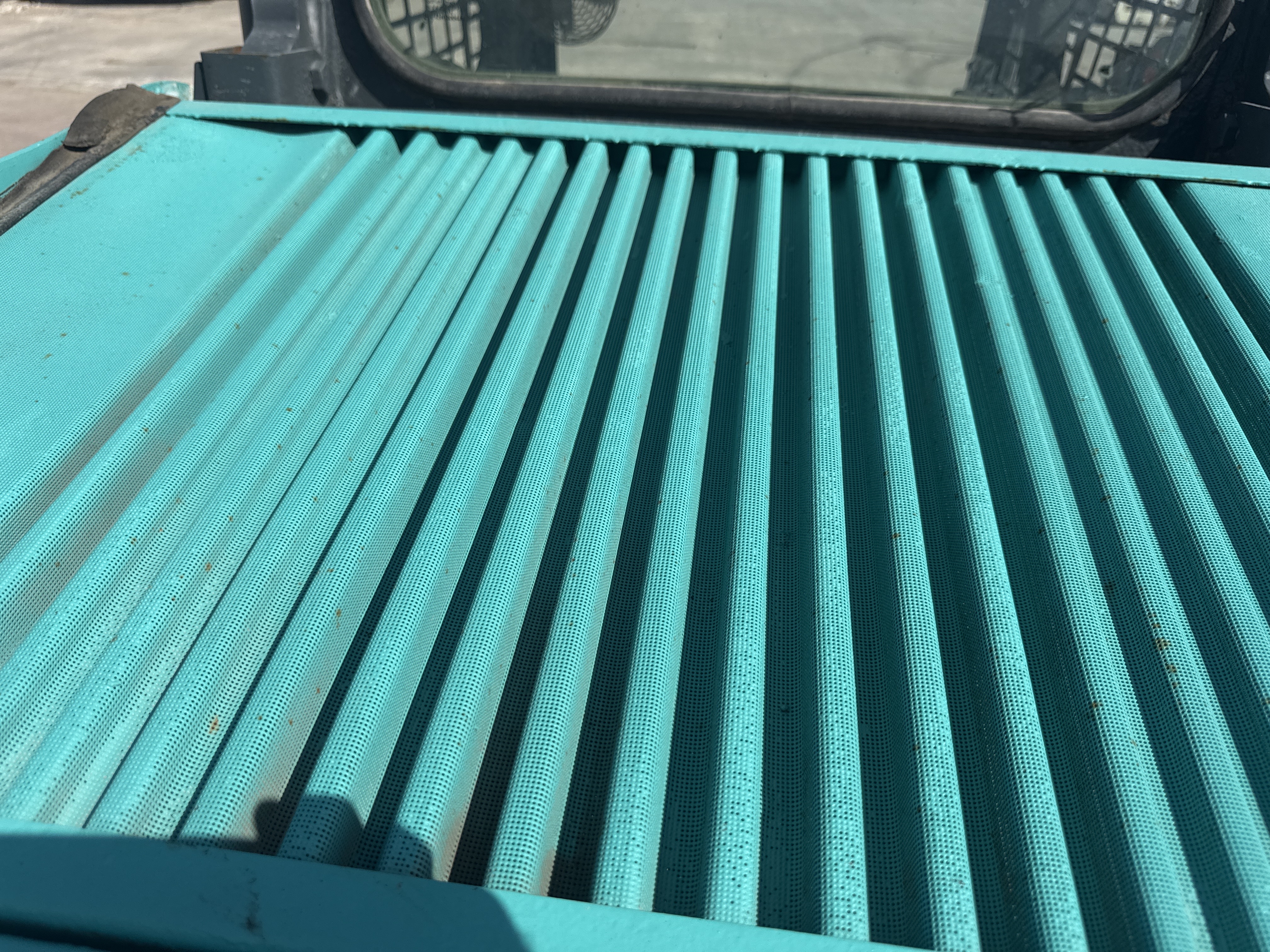 SSL-020-Bobcat-S510-Skid-steer-loaders-inspection-Engine-Radiator,-oil-cooler-and-air-cooler-1
