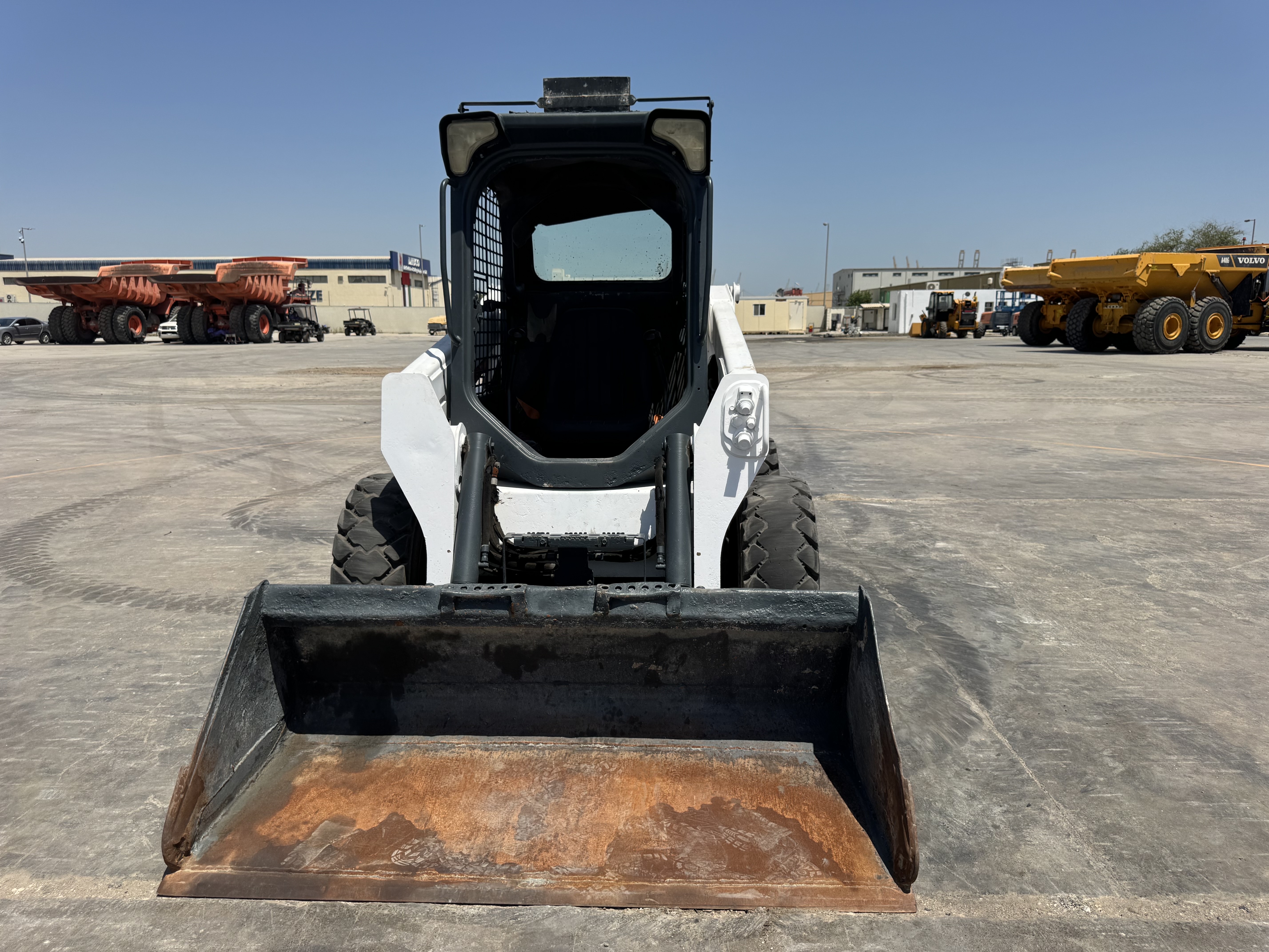 SSL-021-Bobcat-S510-Skid-steer-loaders-inspection-Structure-Paint-1