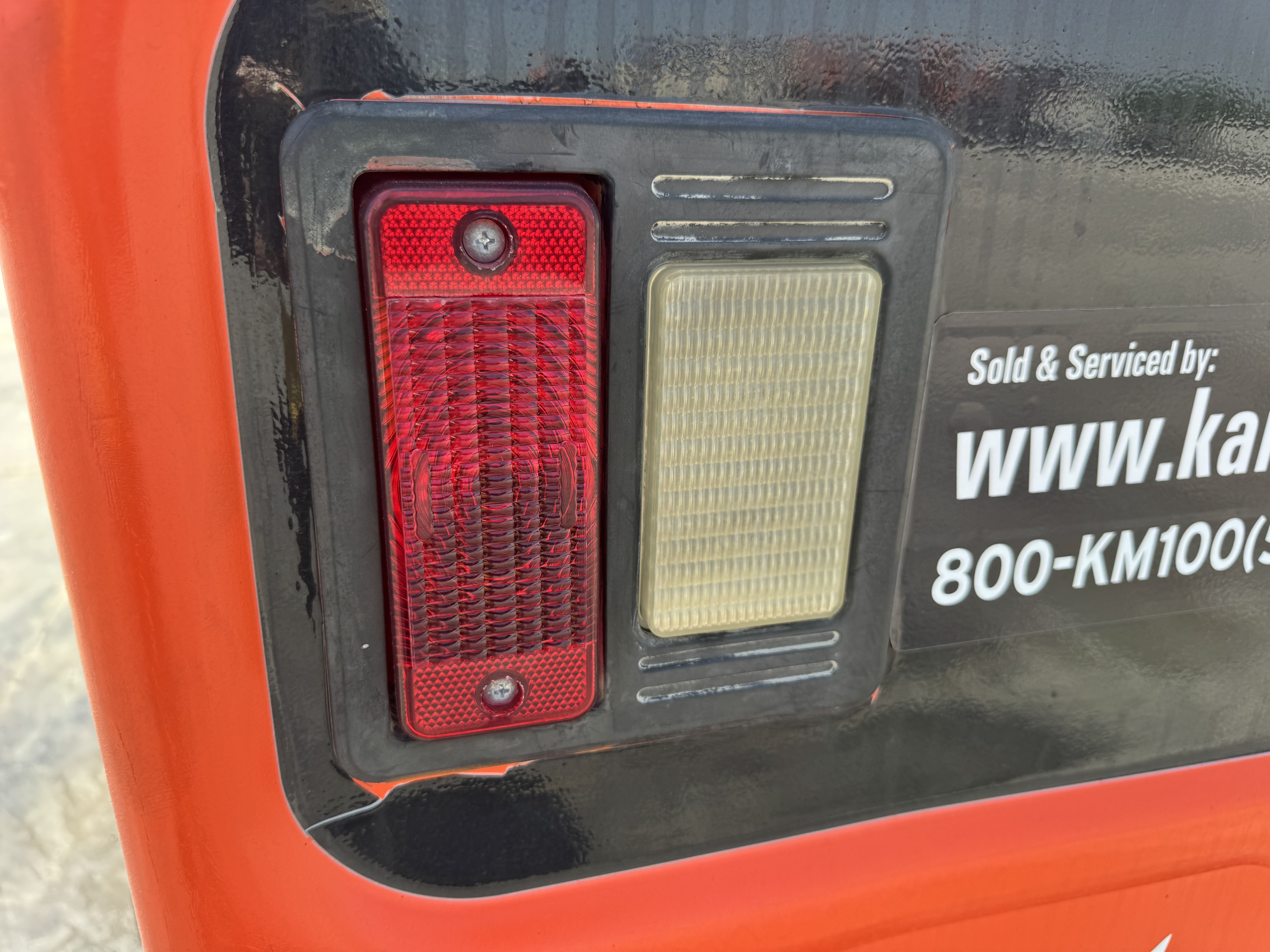 SSL-021-Bobcat-S510-Skid-steer-loaders-inspection-Electronics-Lights-and-signals-1