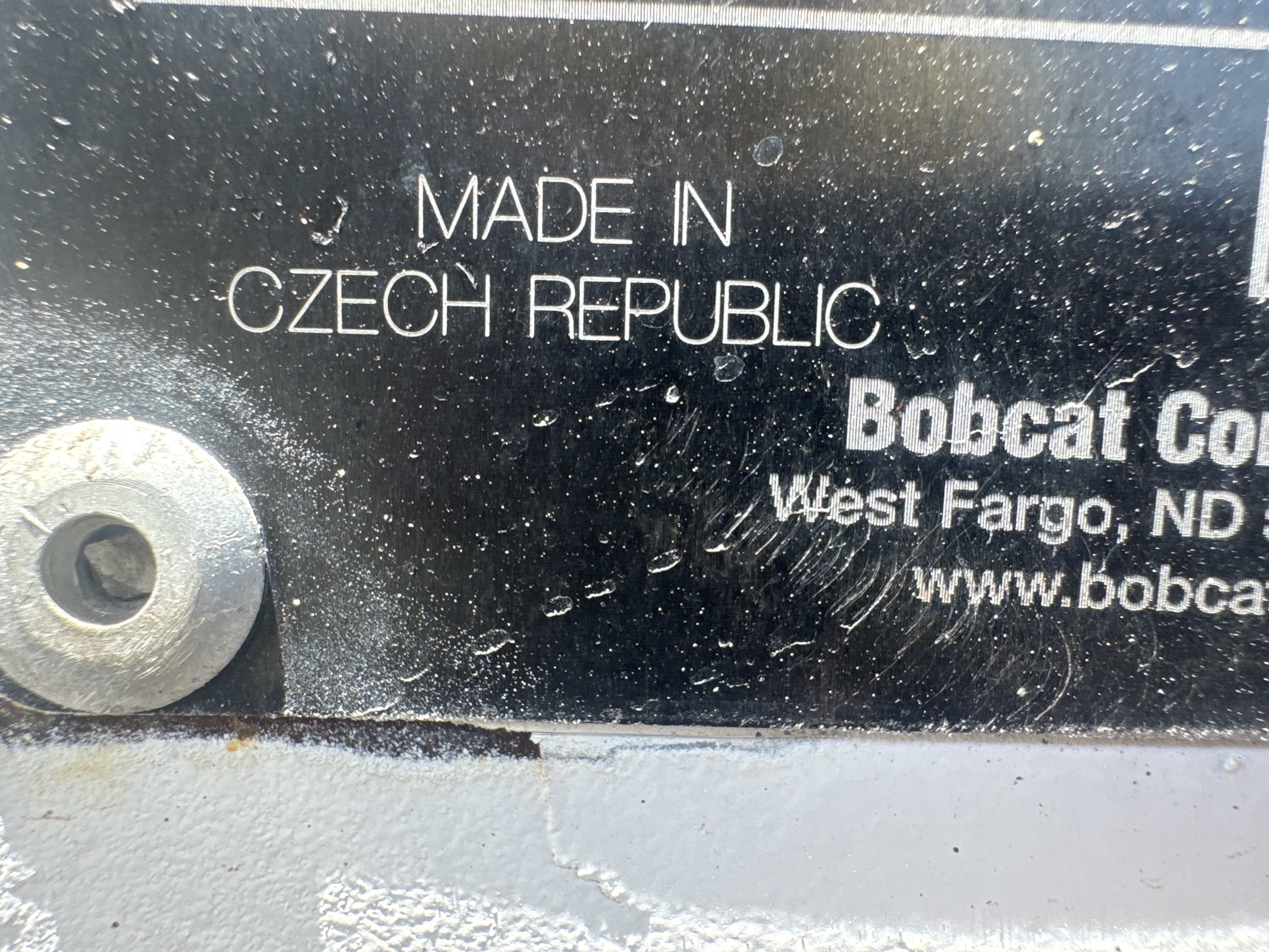 SSL-021-Bobcat-S510-Skid-steer-loaders-inspection-General-Country-of-manufacture-1