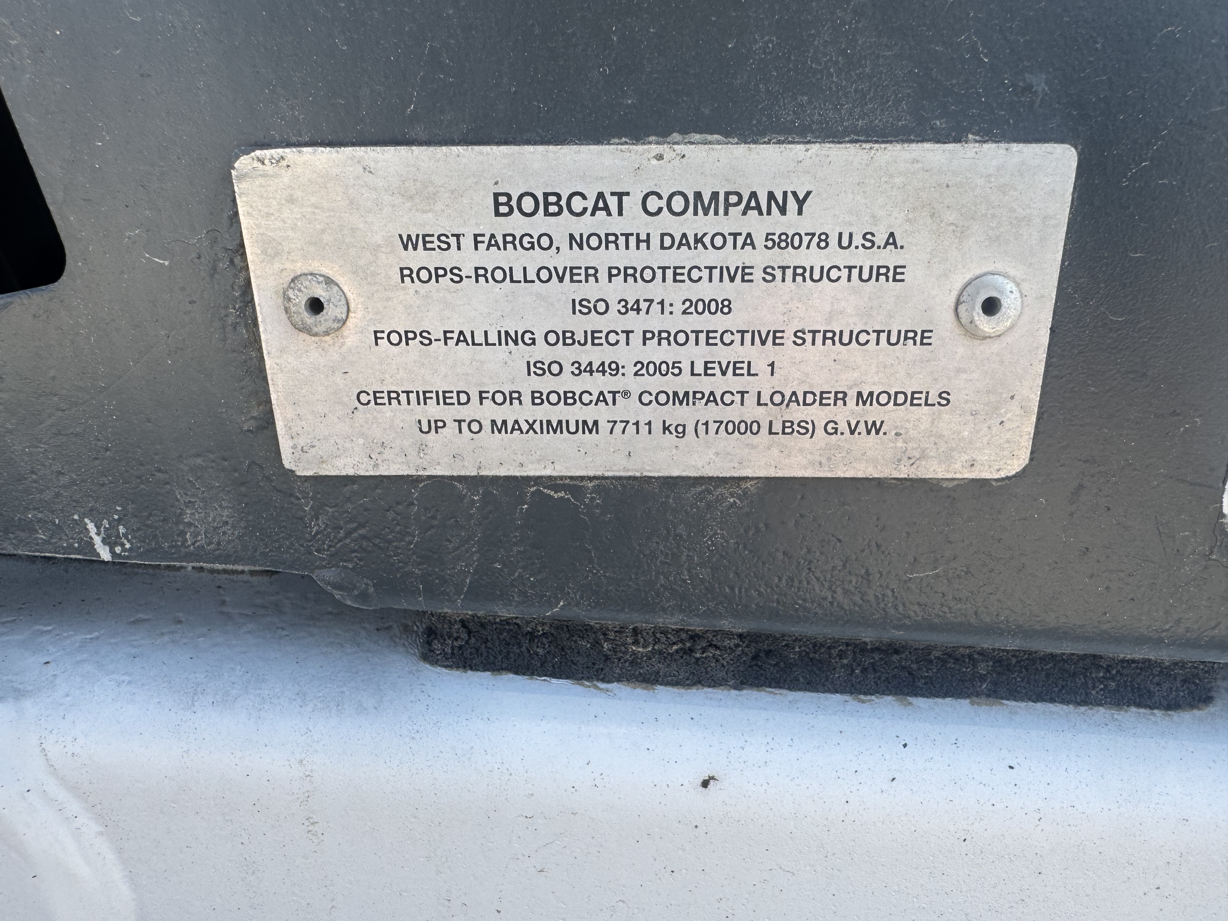 SSL-021-Bobcat-S510-Skid-steer-loaders-inspection-Safety-Rollover-protective-structure-(ROPS-/-FOPS)-4