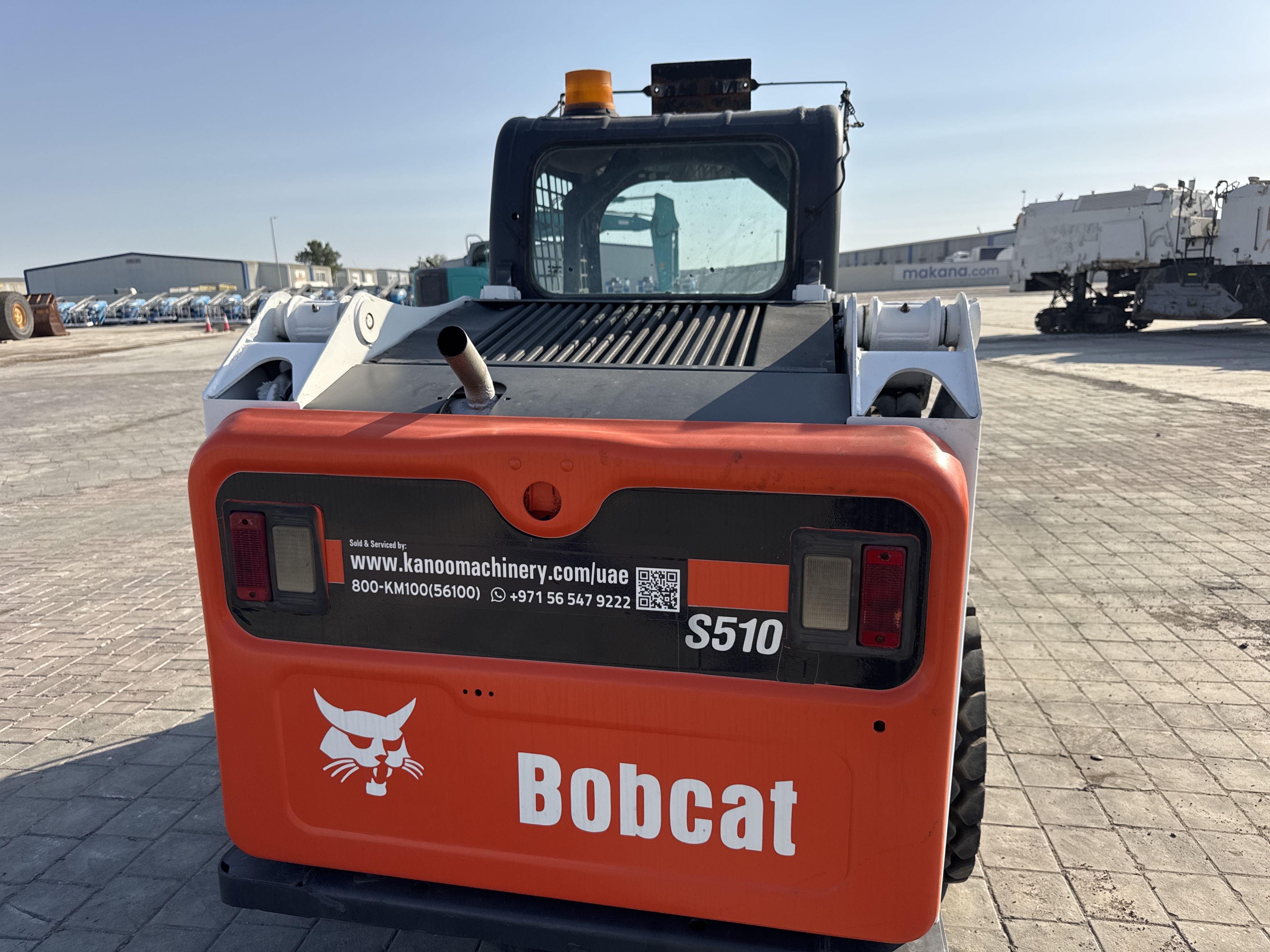 SSL-022-بوبكات-S510-لوادر-انزلاقية-بعجلات-فحص-الهيكل-الصبغ-1