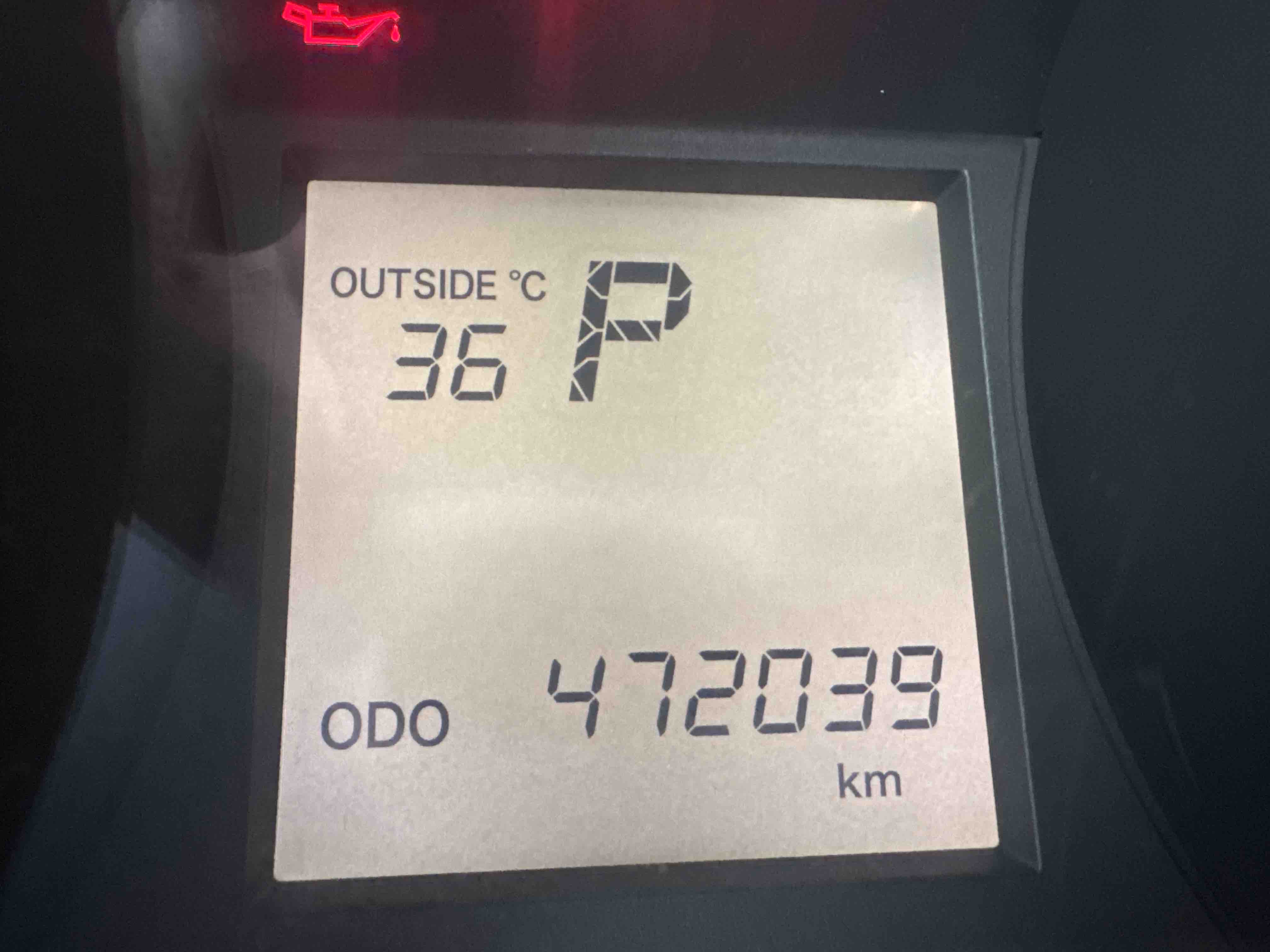 SUV-003-تويوتا-Land-Cruiser-Prado-المركبات-الرياضية-فحص-نظرة-عامة-عداد-الكيلومتراج-1