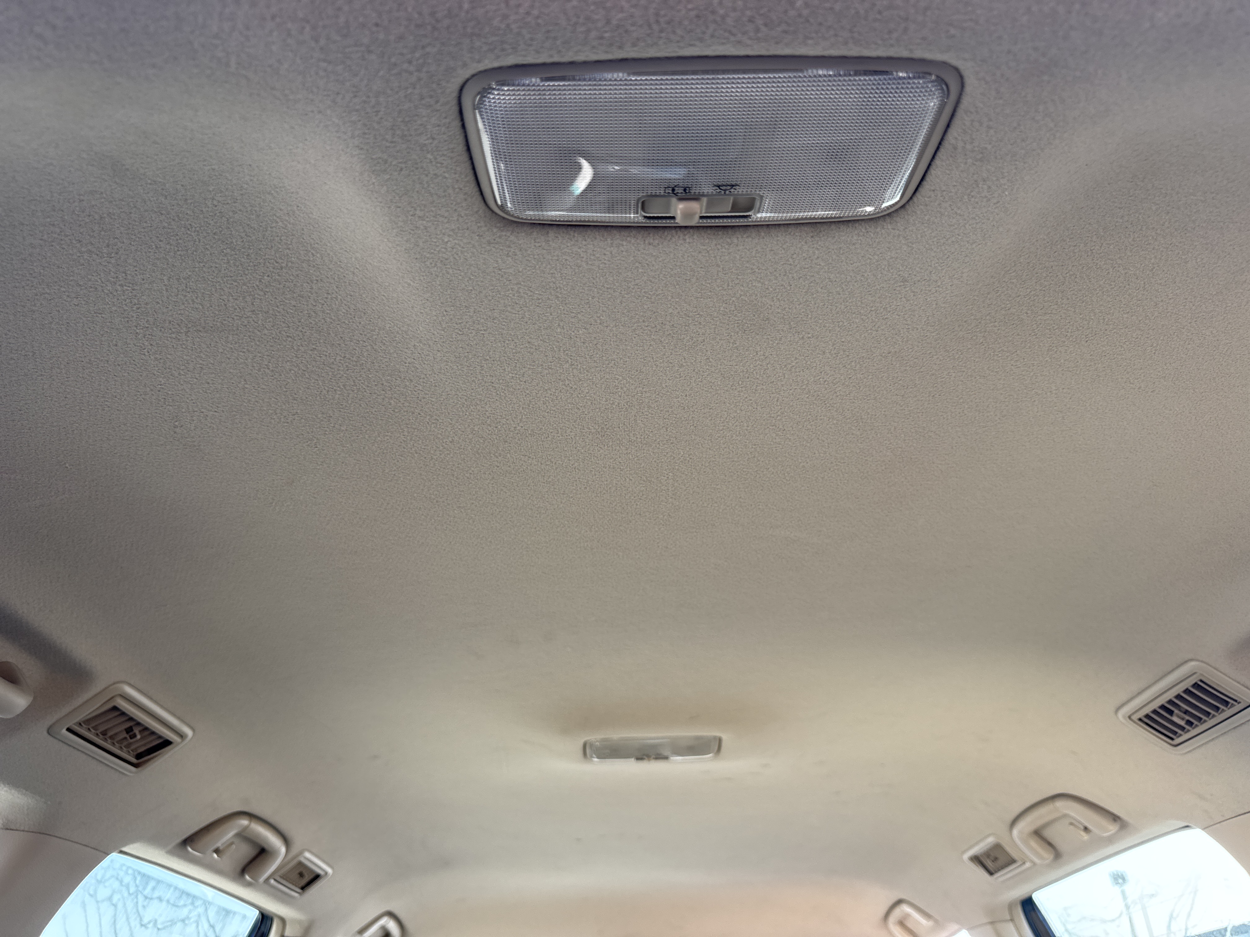 SUV-004-تويوتا-Land-Cruiser-Prado-المركبات-الرياضية-فحص-المظهر-الداخلي-بطانة-السقف-الداخلية-1