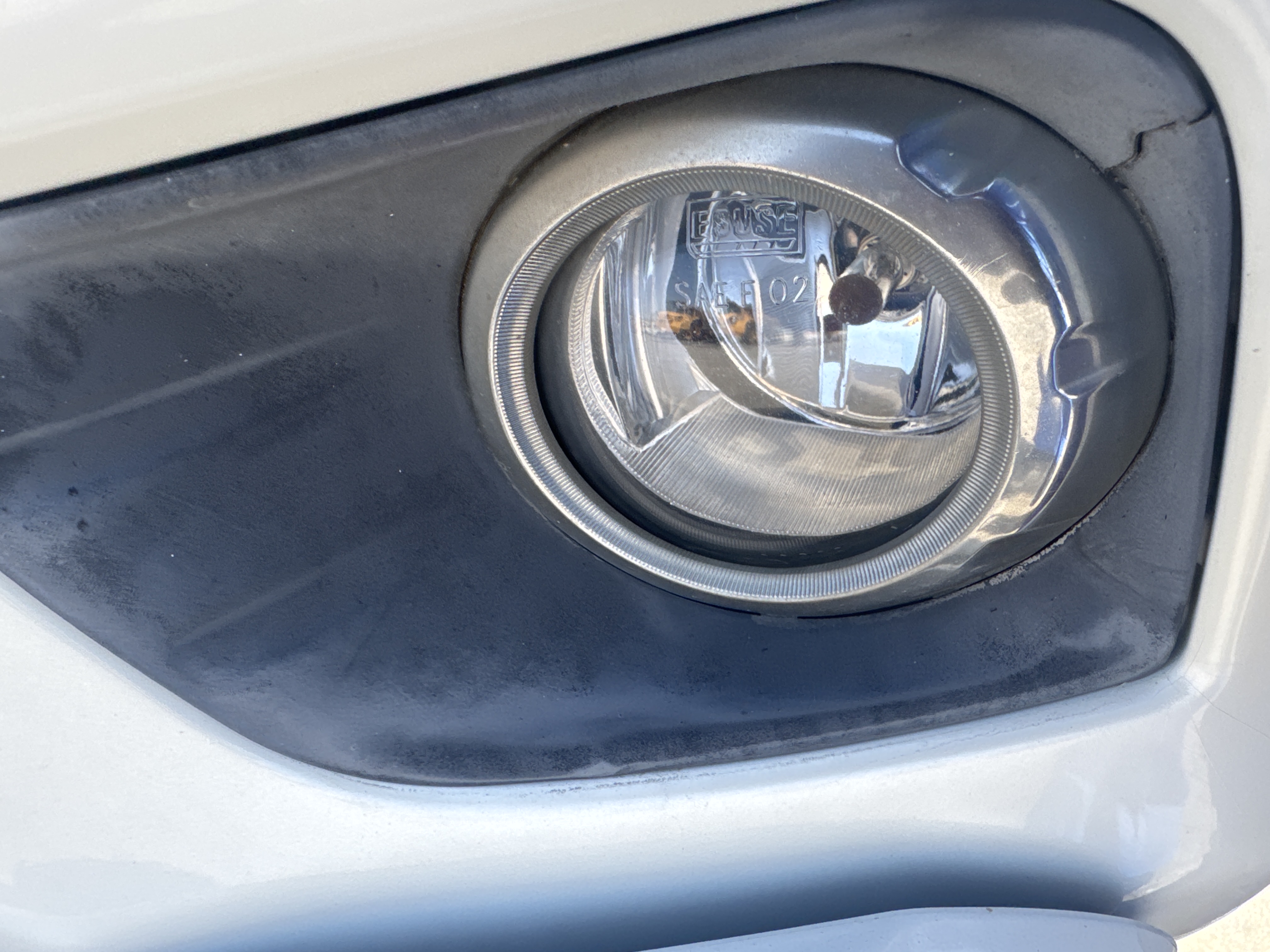 SUV-004-تويوتا-Land-Cruiser-Prado-المركبات-الرياضية-فحص-الإلكترونيات-مصابيح-الضباب-1