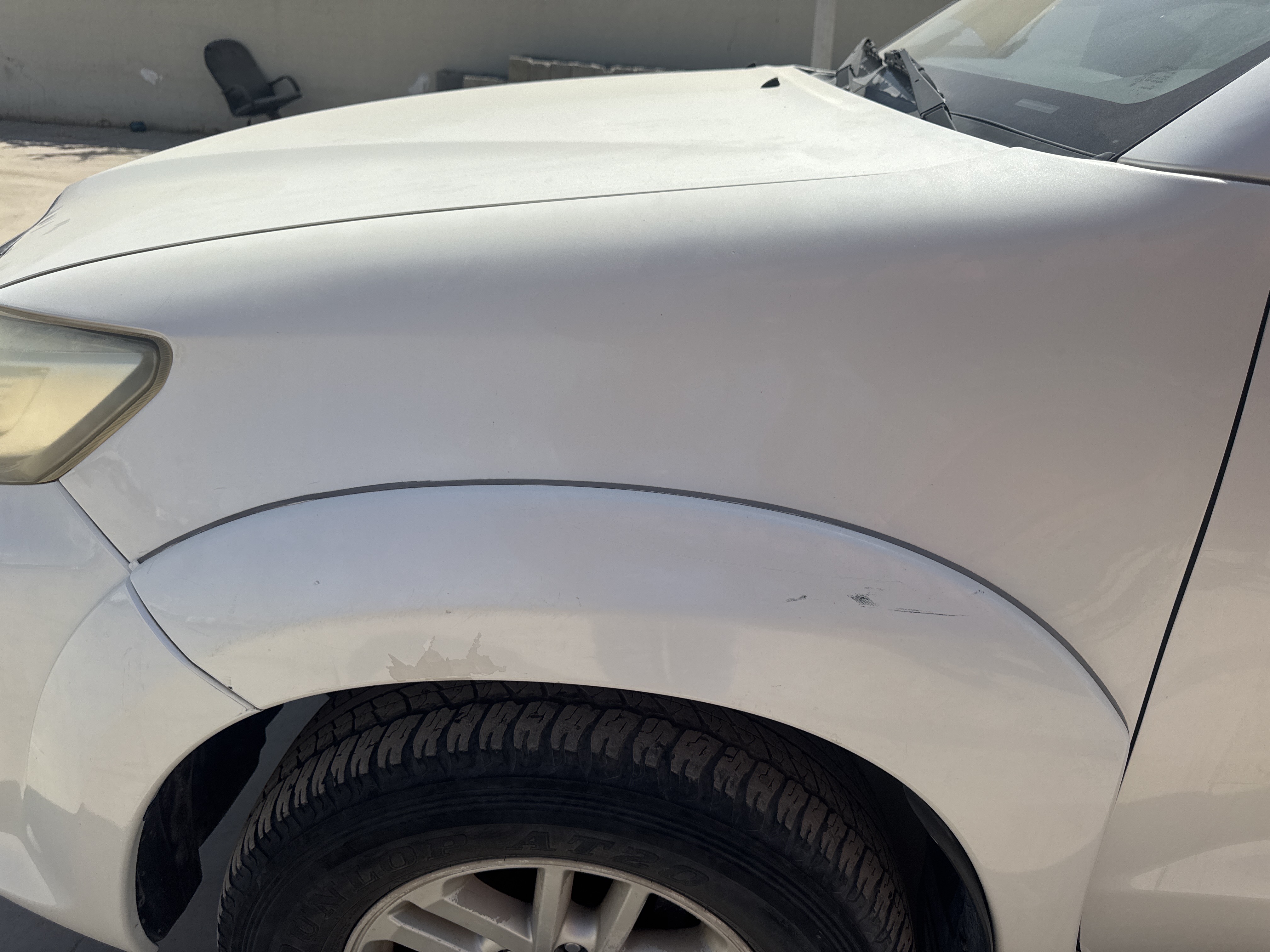 SUV-001-Toyota-Fortuner-SUVs-inspection-Exterior-Front-left-fender-1