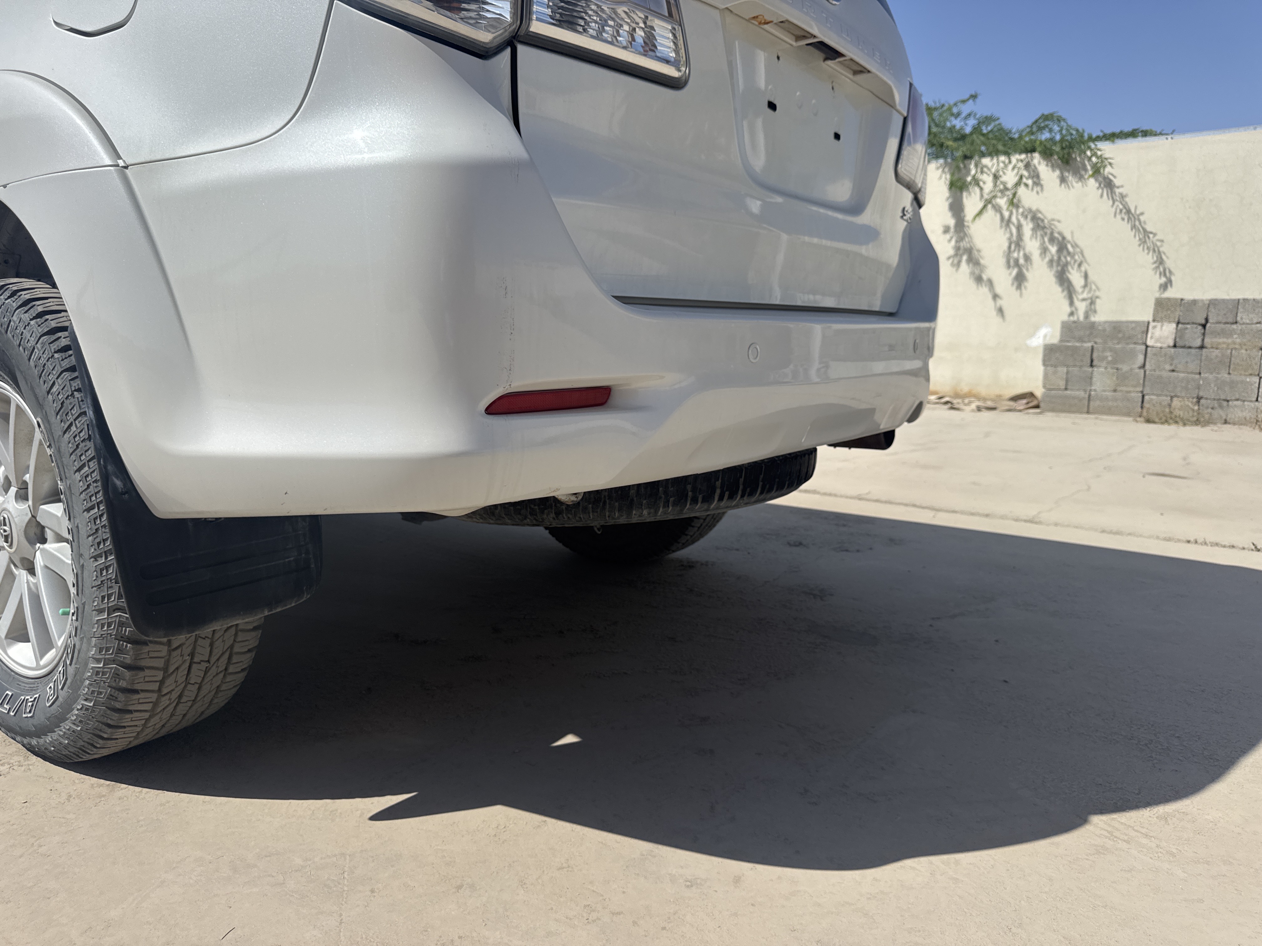 SUV-002-Toyota-Fortuner-SUVs-inspection-Exterior-Rear-bumper-1
