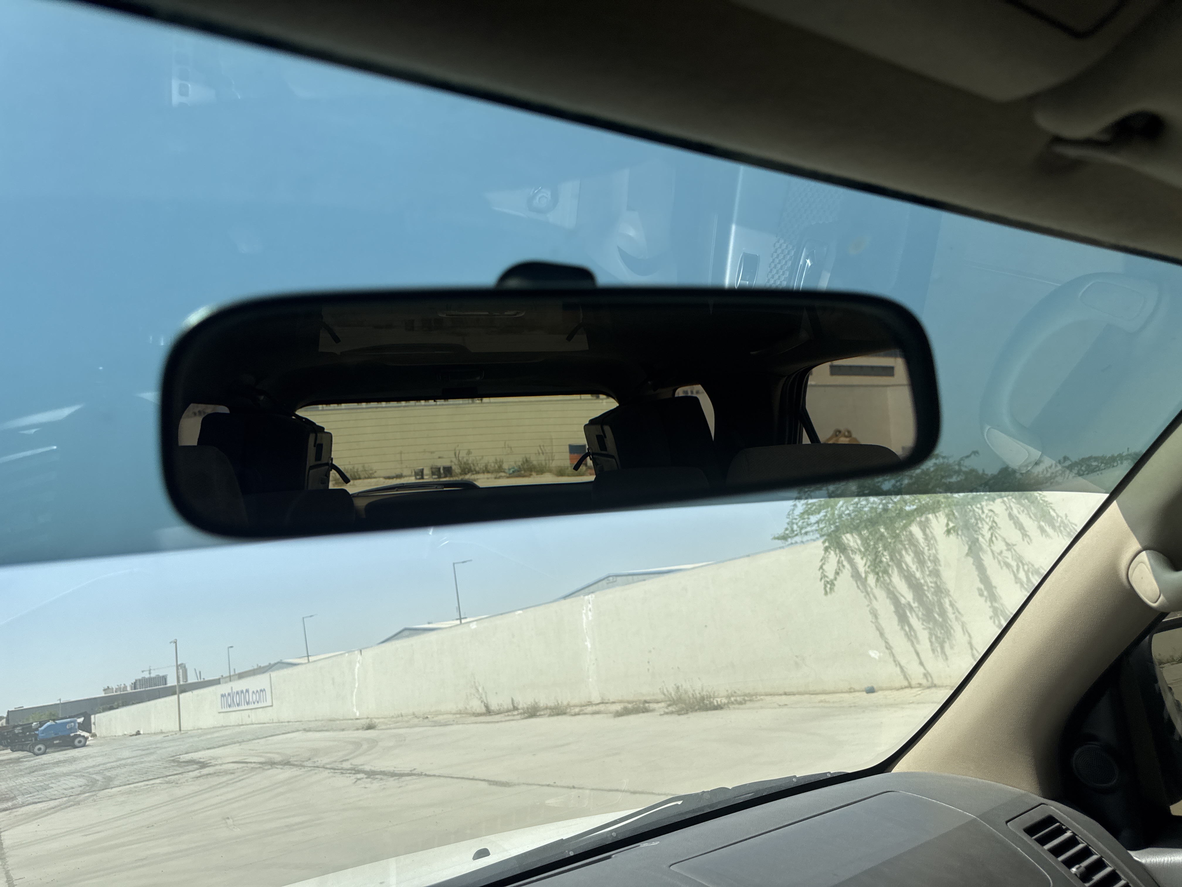 SUV-002-Toyota-Fortuner-SUVs-inspection-Interior-Rear-view-mirror-1