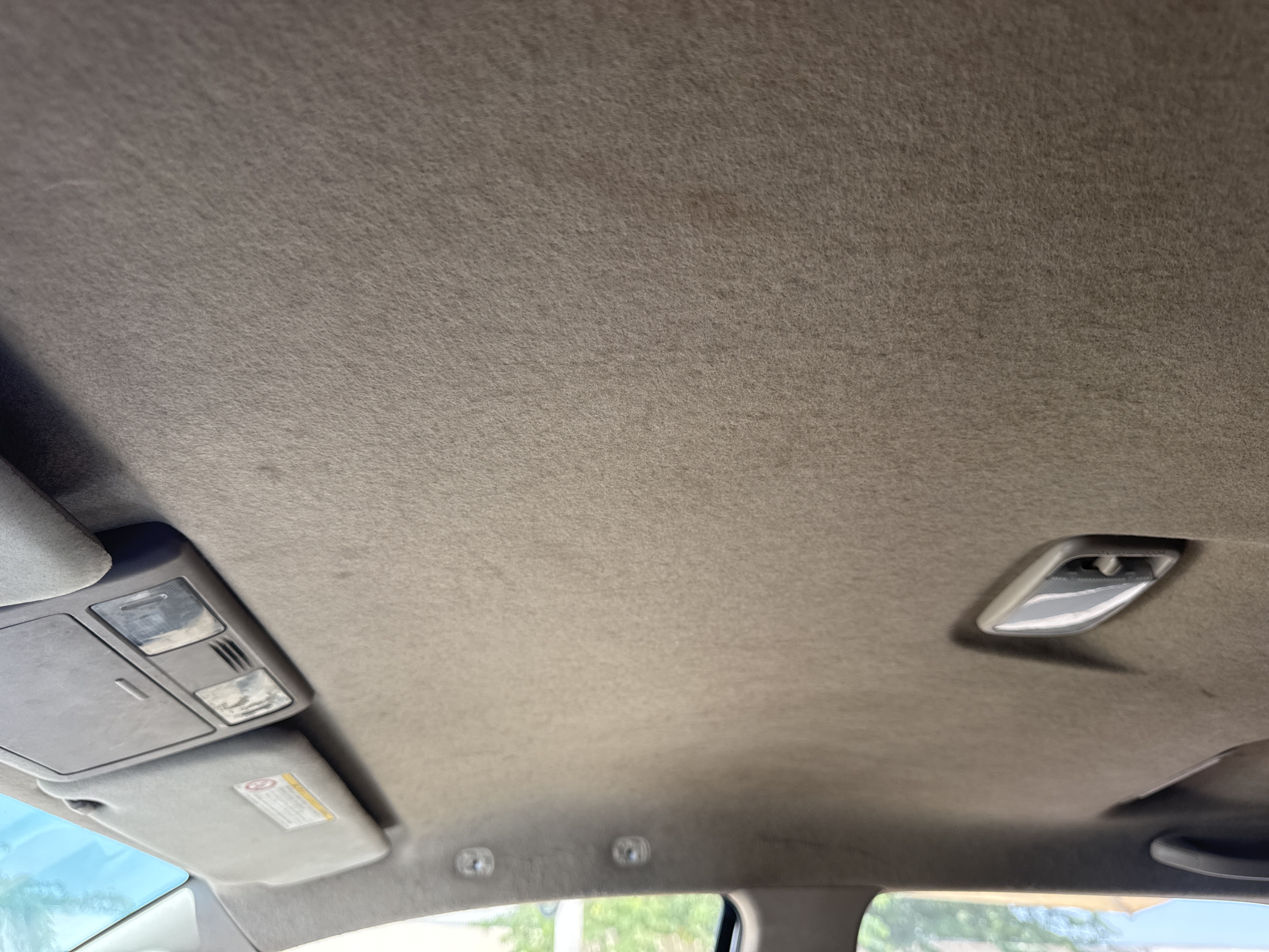 SUV-002-Toyota-Fortuner-SUVs-inspection-Interior-Roof-liner-1