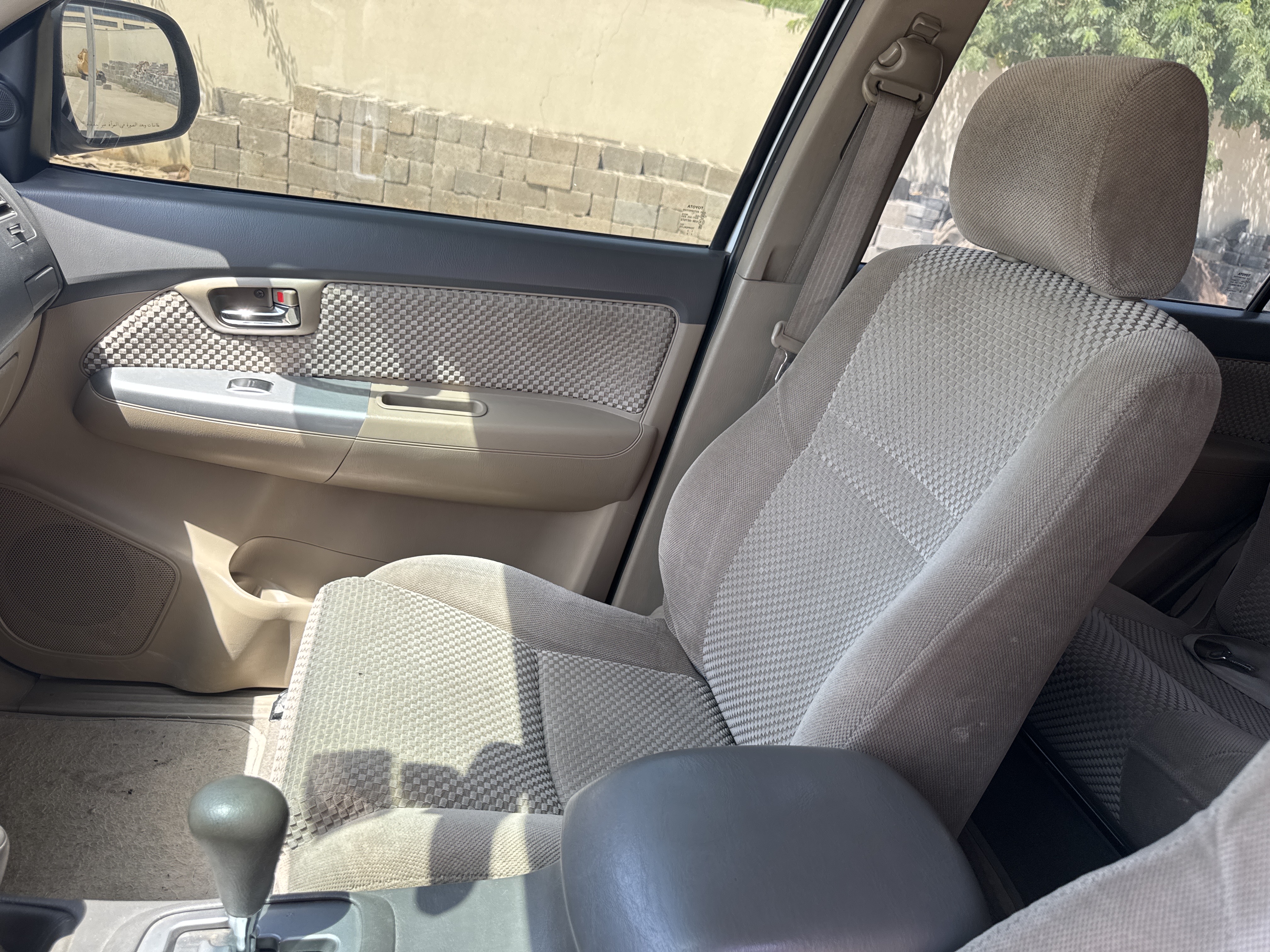 SUV-002-Toyota-Fortuner-SUVs-inspection-Interior-Front-passenger-seat-1