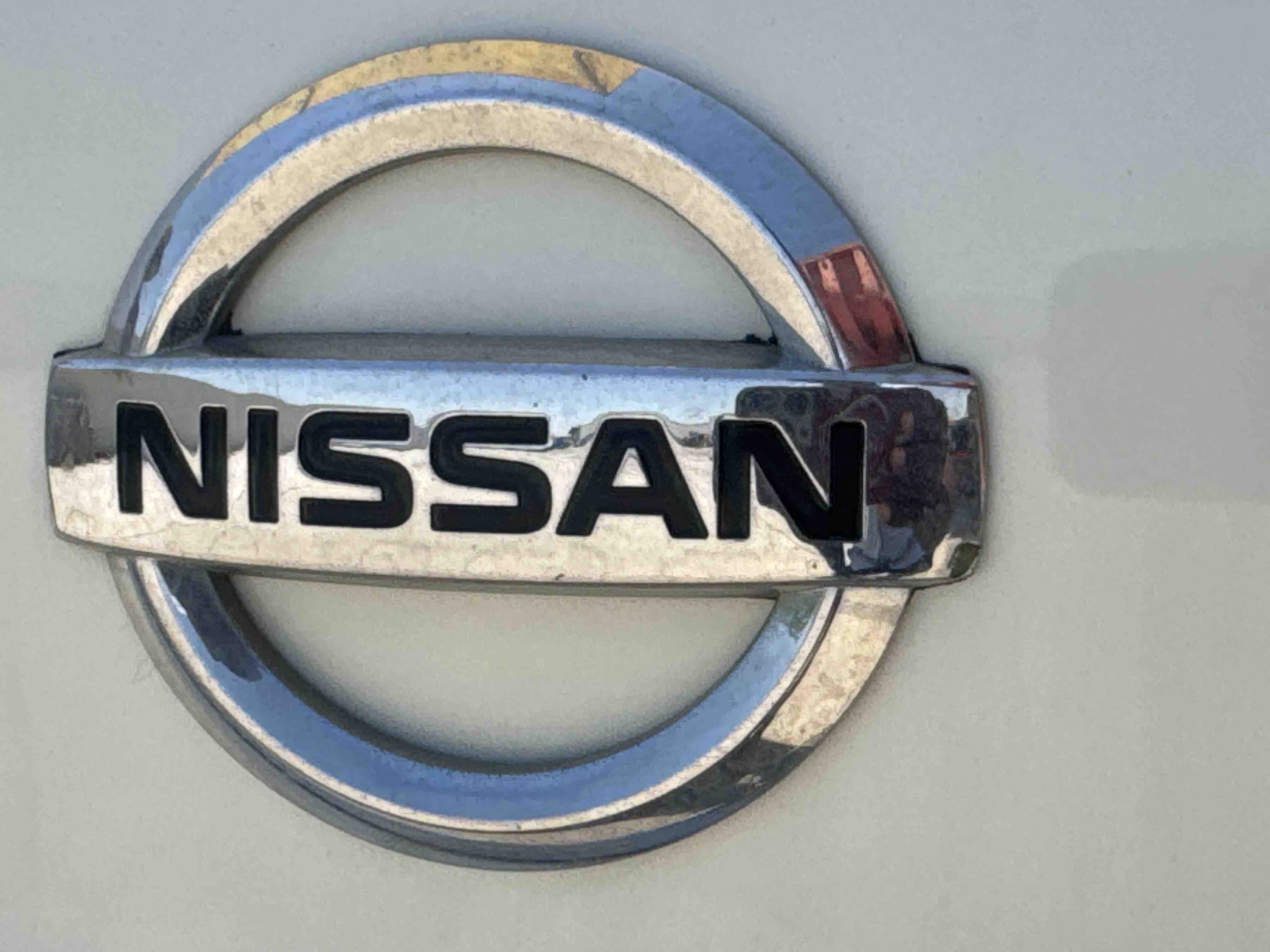 SEV-001-Nissan-Sentra-Sedans-inspection-Exterior-Rear-logo-1