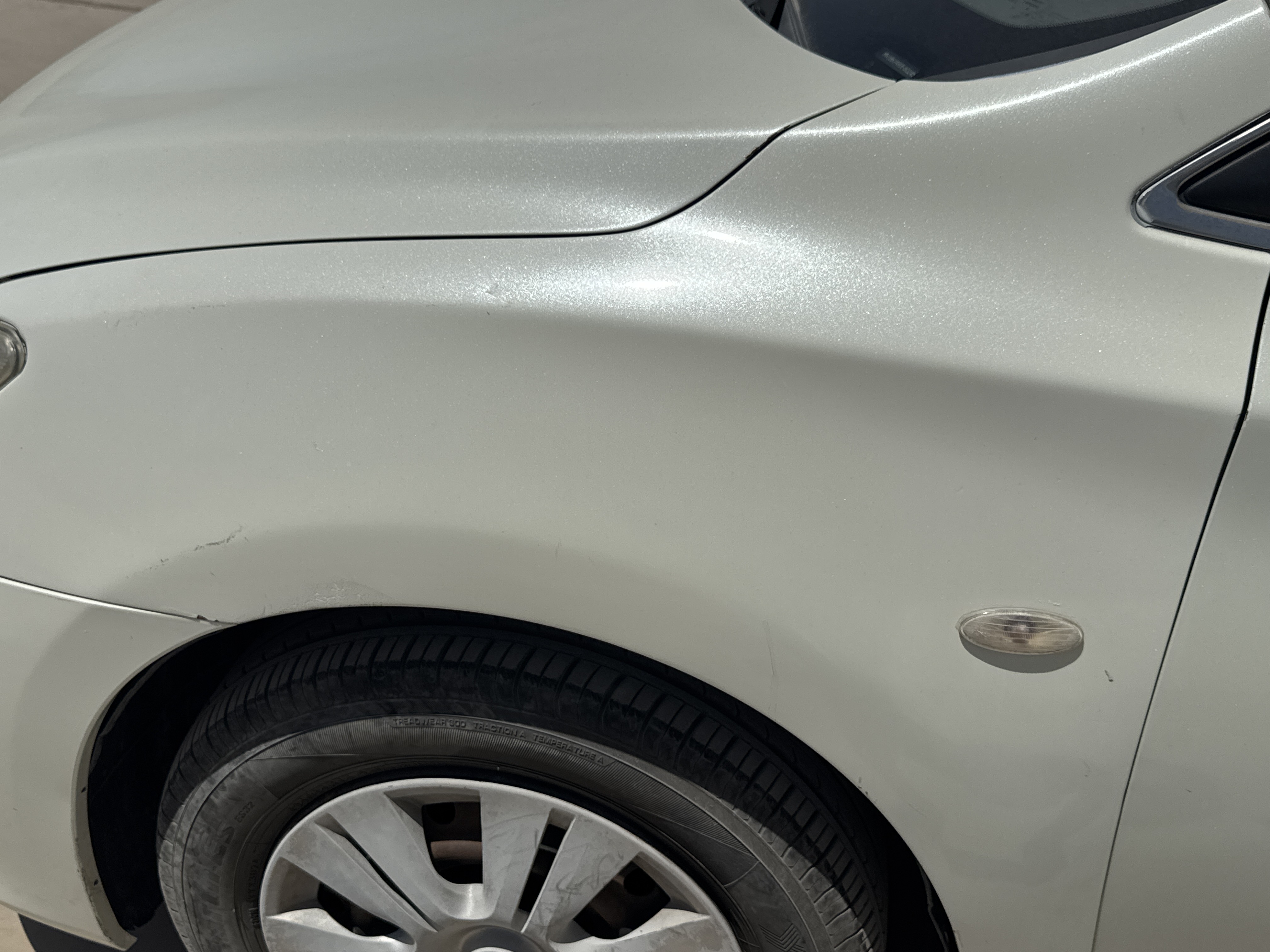 SEV-001-Nissan-Sentra-Sedans-inspection-Exterior-Front-left-fender-1