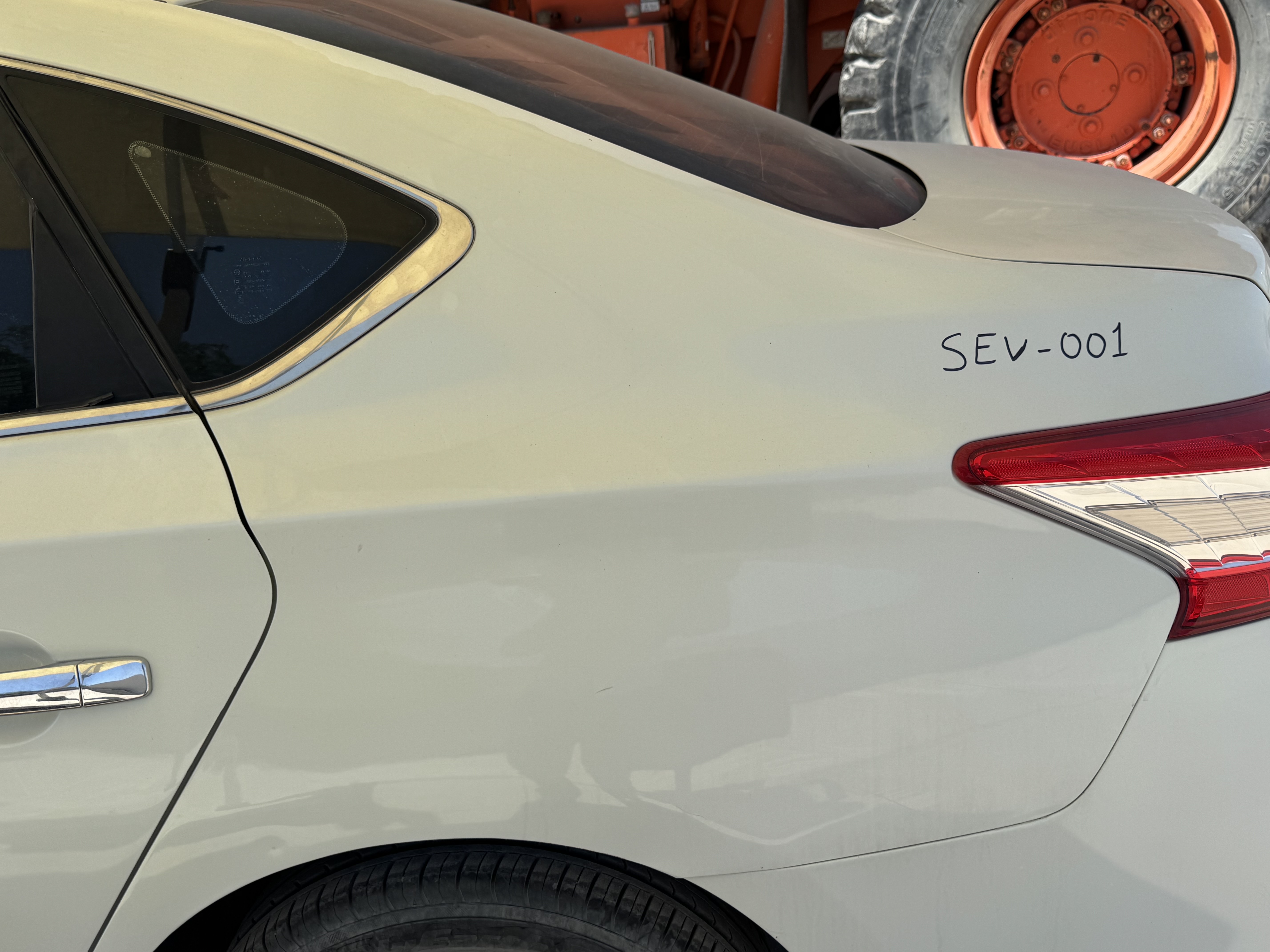 SEV-001-Nissan-Sentra-Sedans-inspection-Exterior-Left-quarter-panel-1
