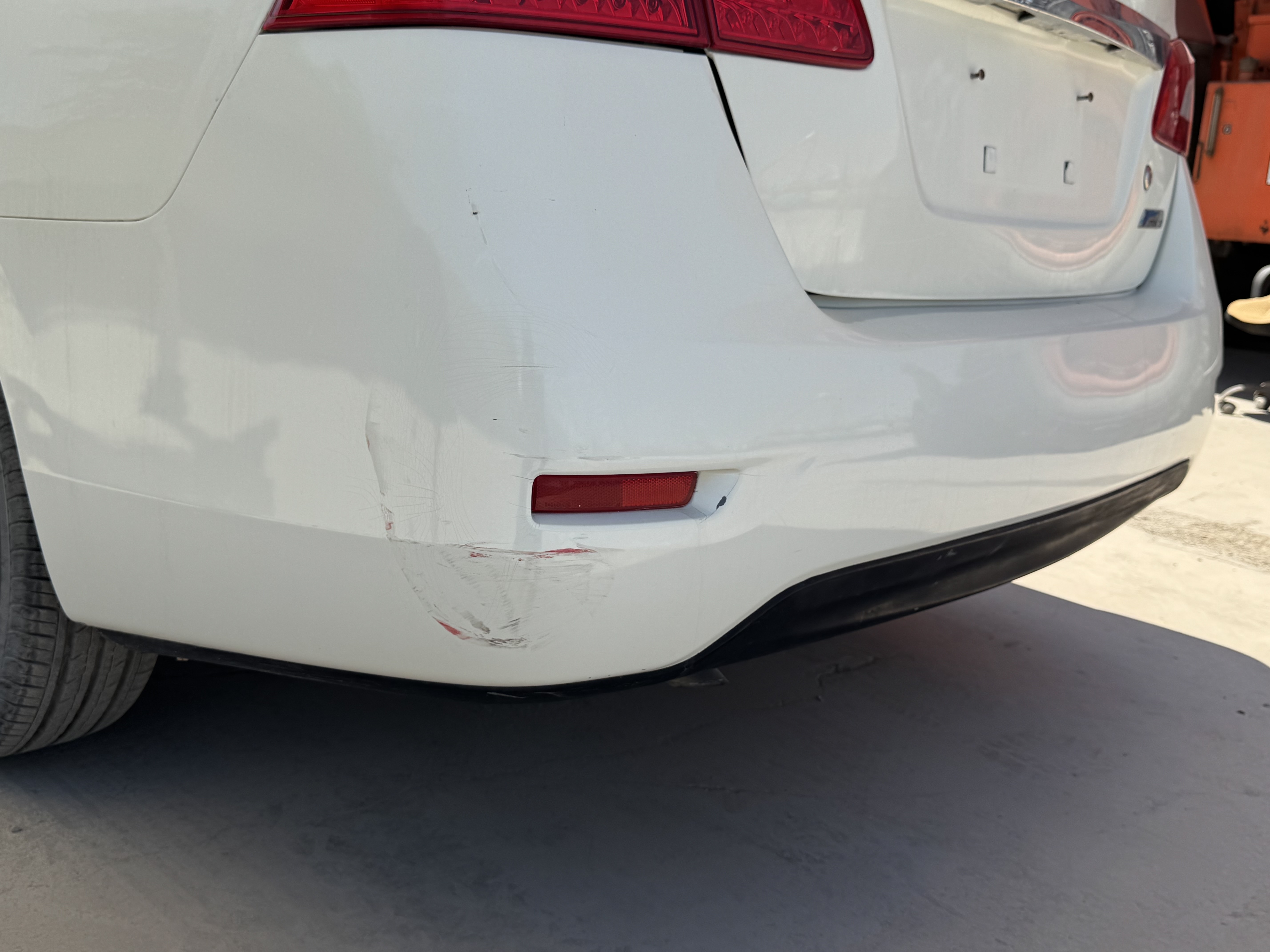 SEV-001-Nissan-Sentra-Sedans-inspection-Exterior-Rear-bumper-1