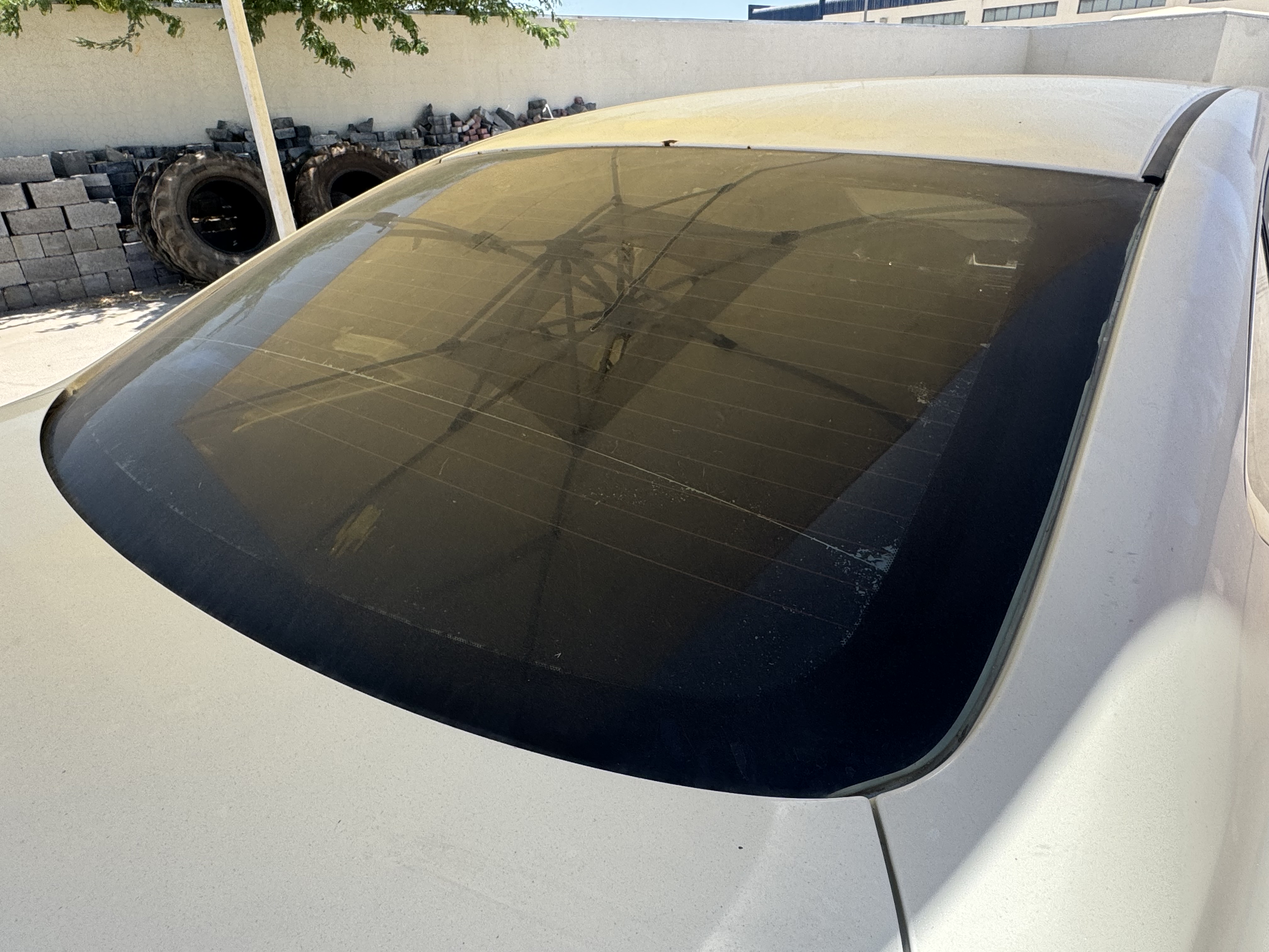 SEV-001-Nissan-Sentra-Sedans-inspection-Exterior-Rear-windshield-1