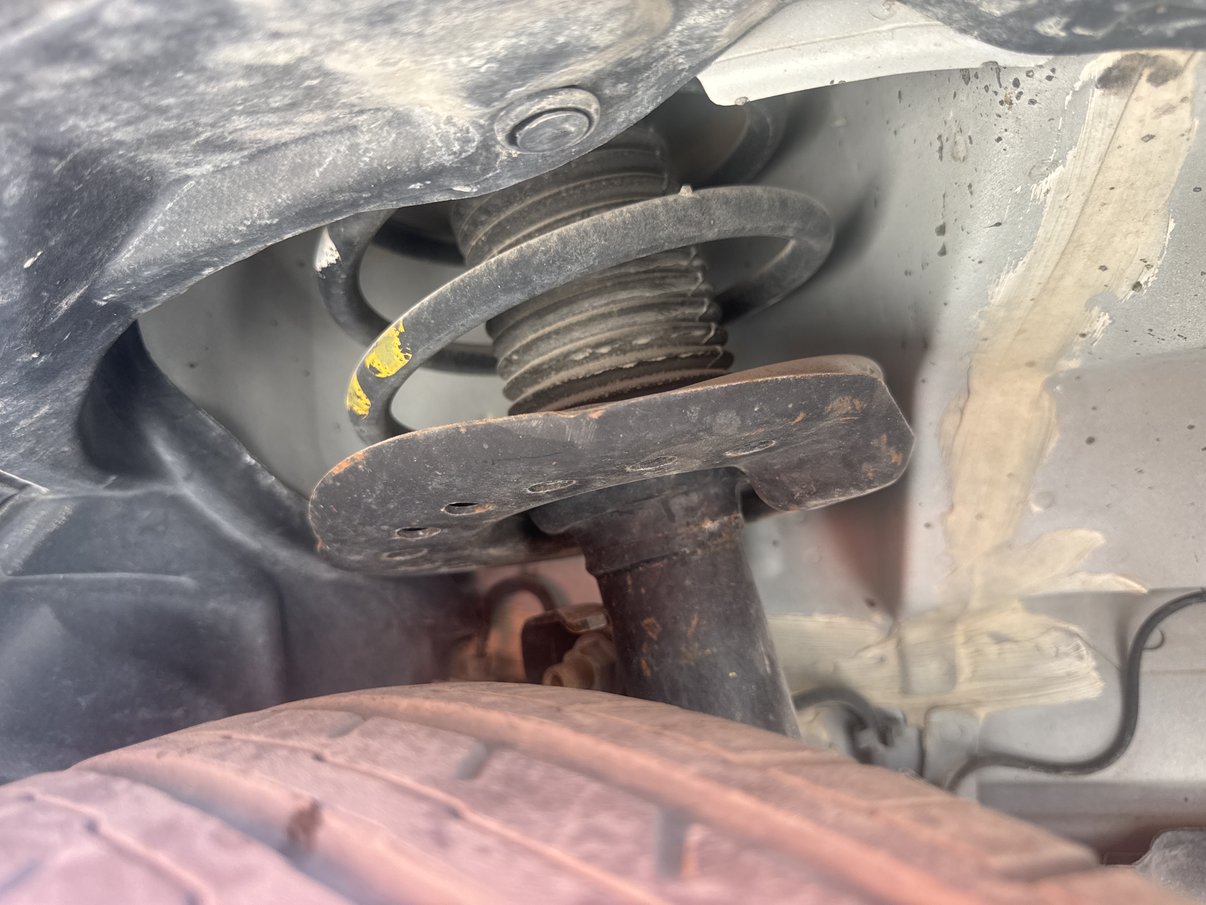 SEV-001-Nissan-Sentra-Sedans-inspection-Chassis-Front-suspension-1