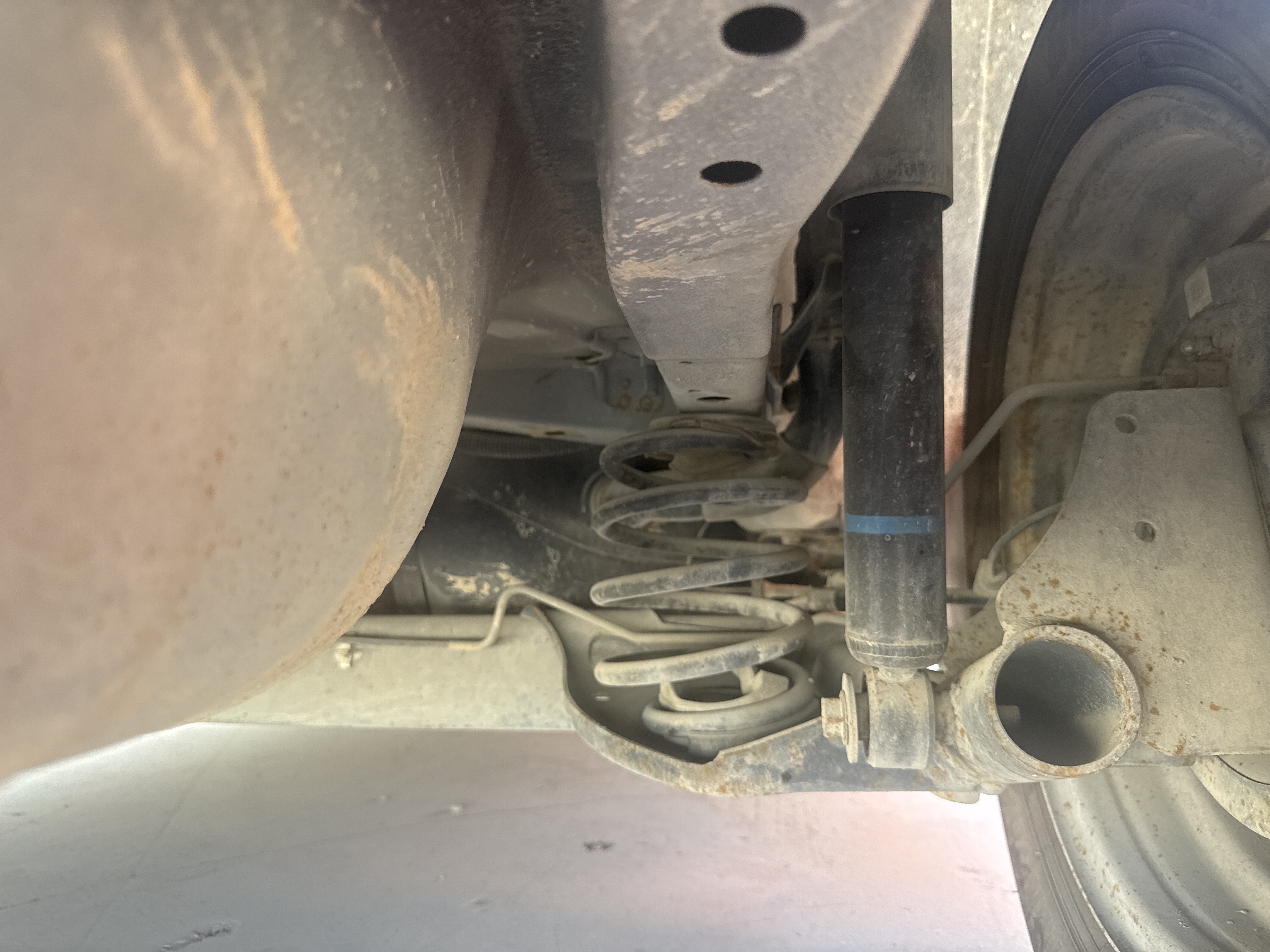SEV-001-Nissan-Sentra-Sedans-inspection-Chassis-Rear-suspension-1