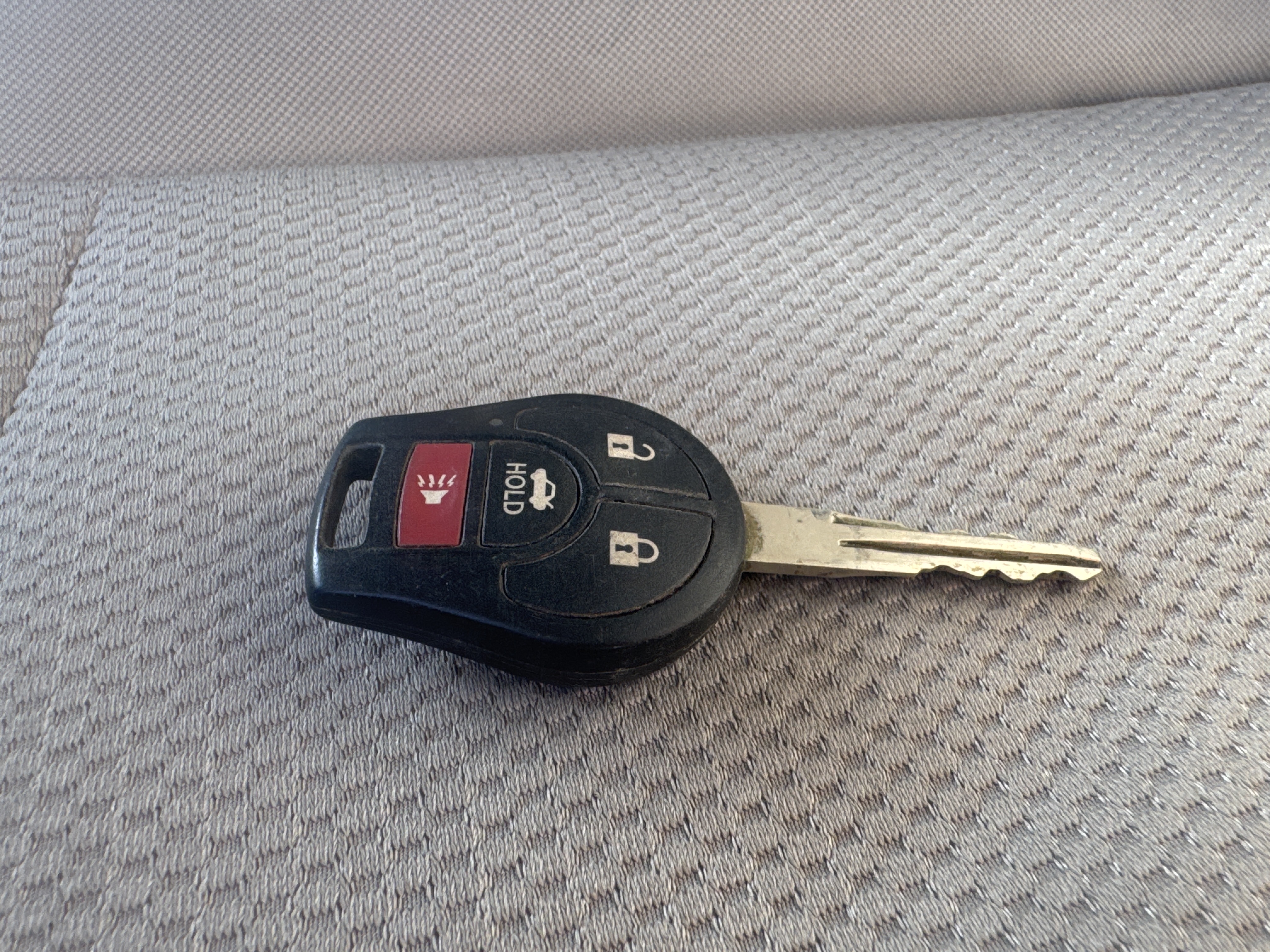 SEV-002-Nissan-Sentra-Sedans-inspection-General-Number-of-keys-1