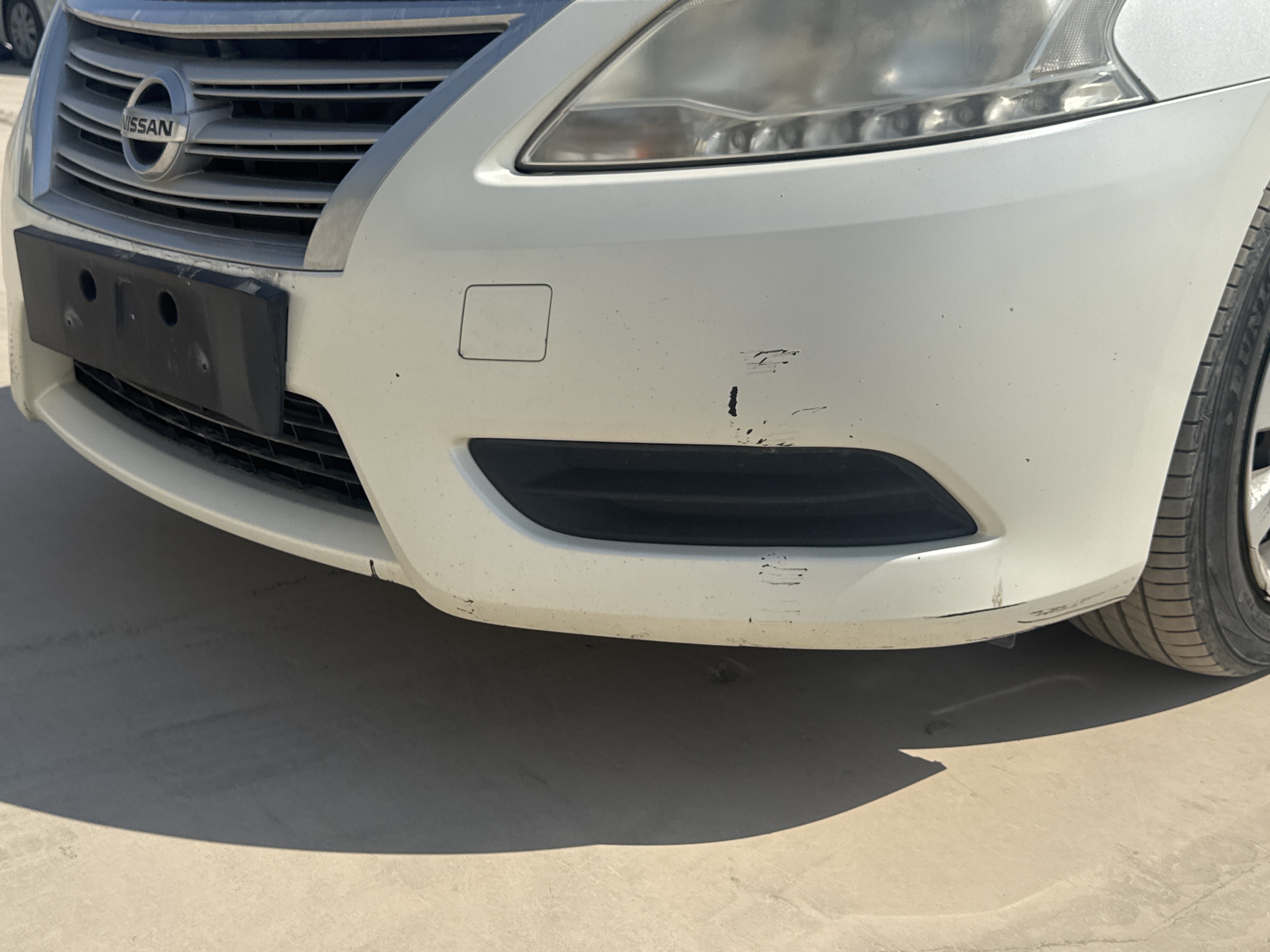SEV-002-Nissan-Sentra-Sedans-inspection-Exterior-Front-grille-and-bumper-3