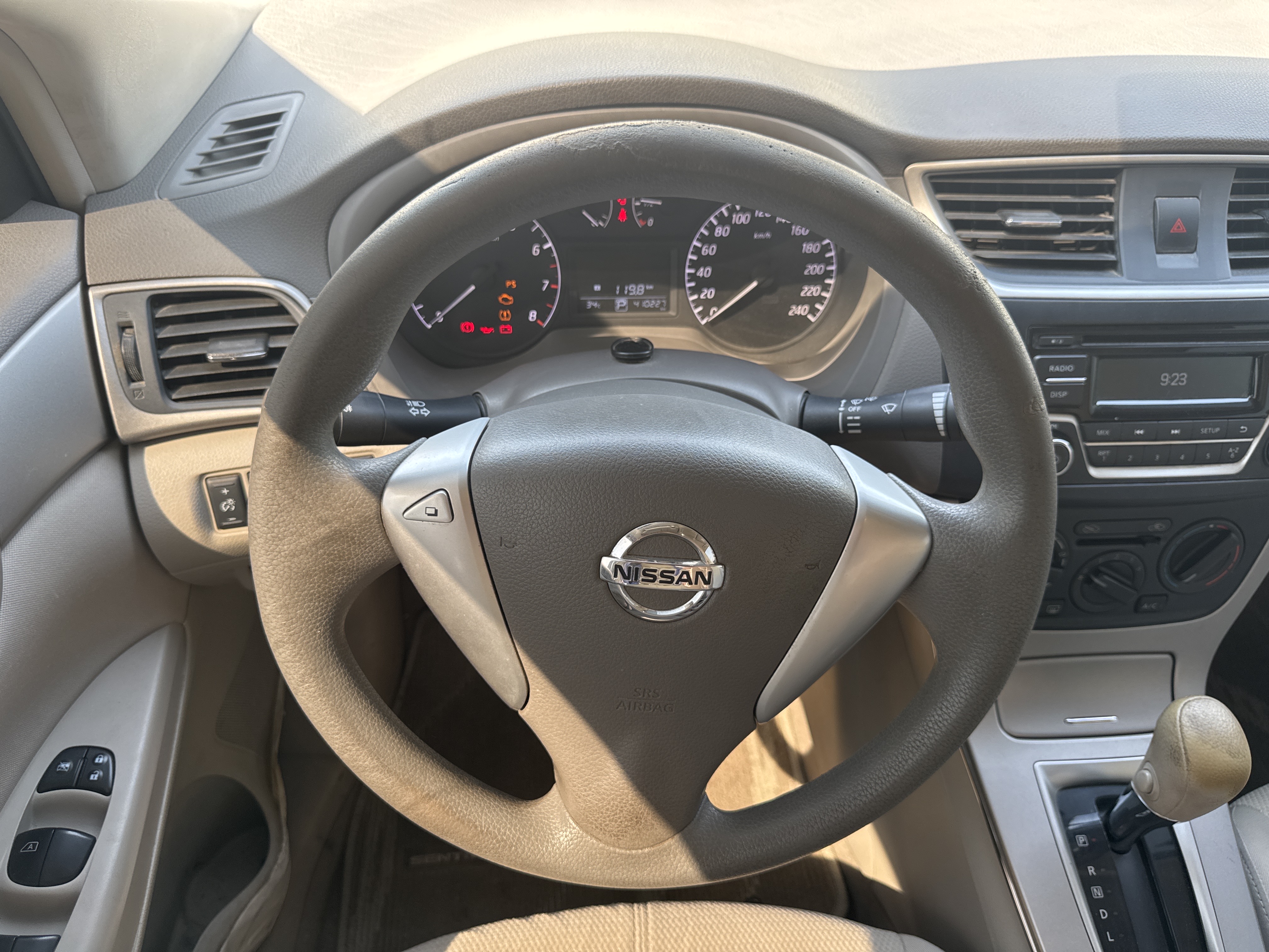 SEV-002-Nissan-Sentra-Sedans-inspection-Interior-Steering-wheel-2