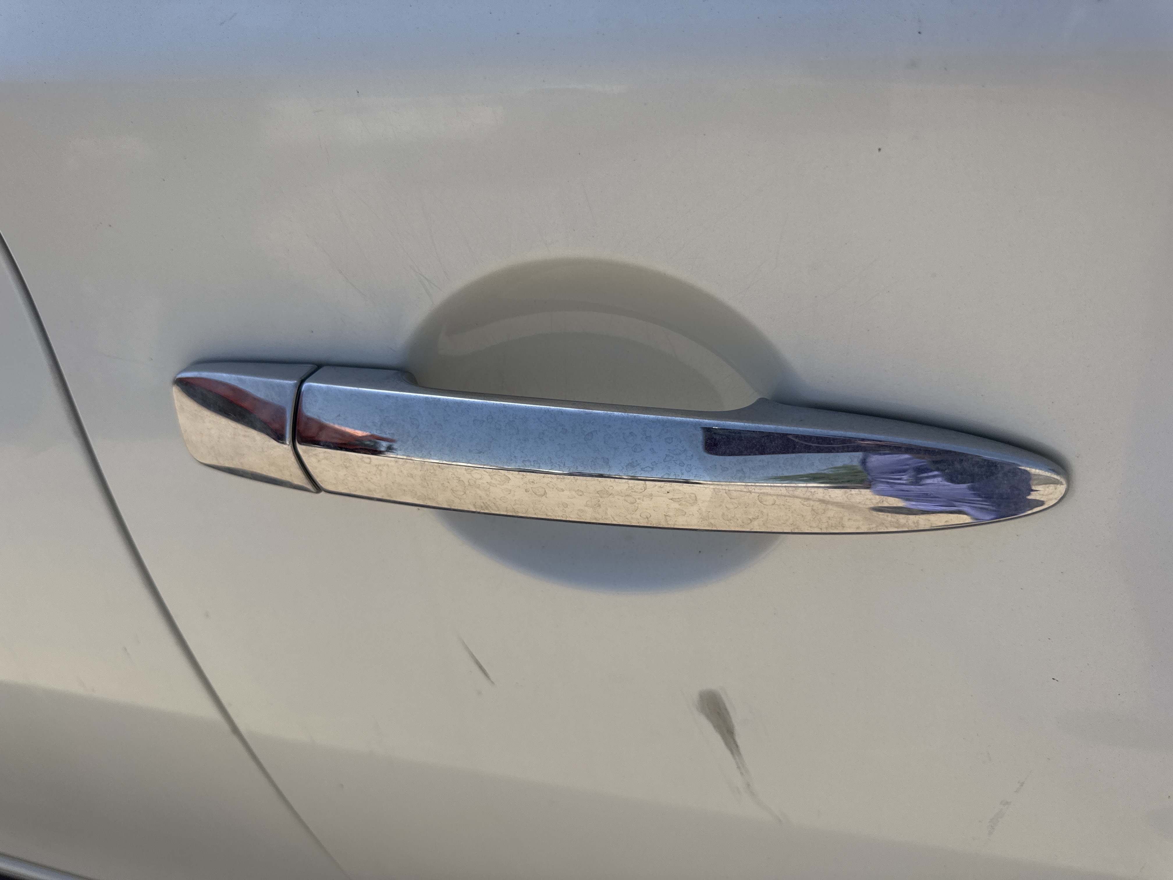 SEV-002-Nissan-Sentra-Sedans-inspection-Interior-Door-handles-1