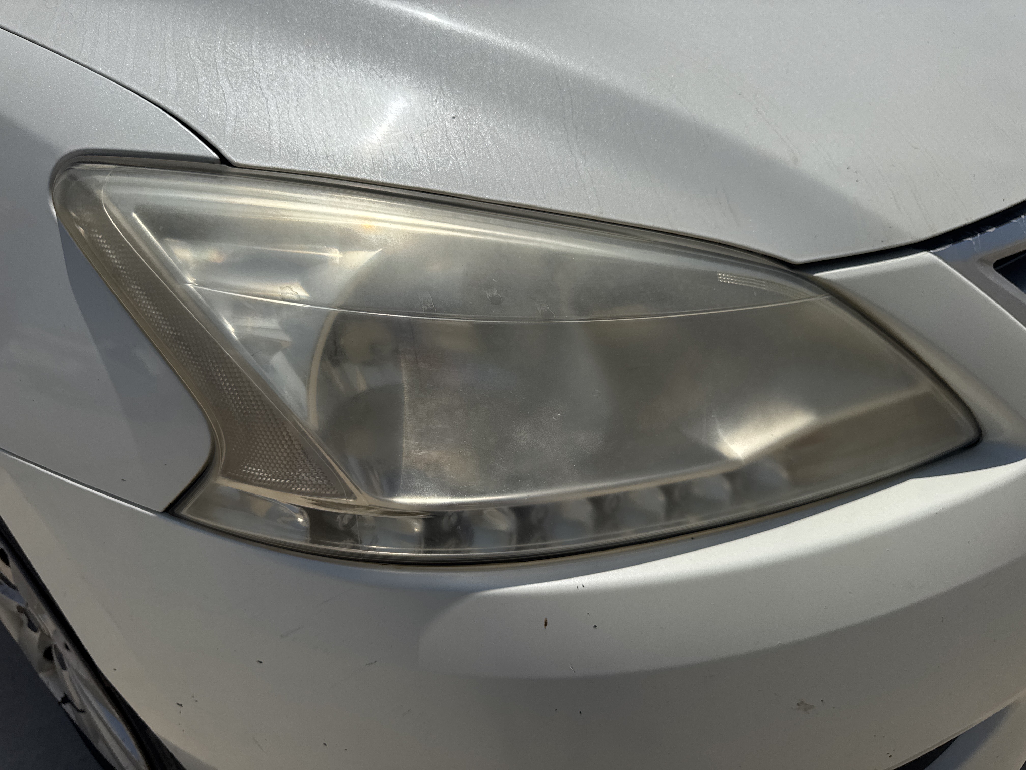 SEV-002-Nissan-Sentra-Sedans-inspection-Electronics-Headlights-1